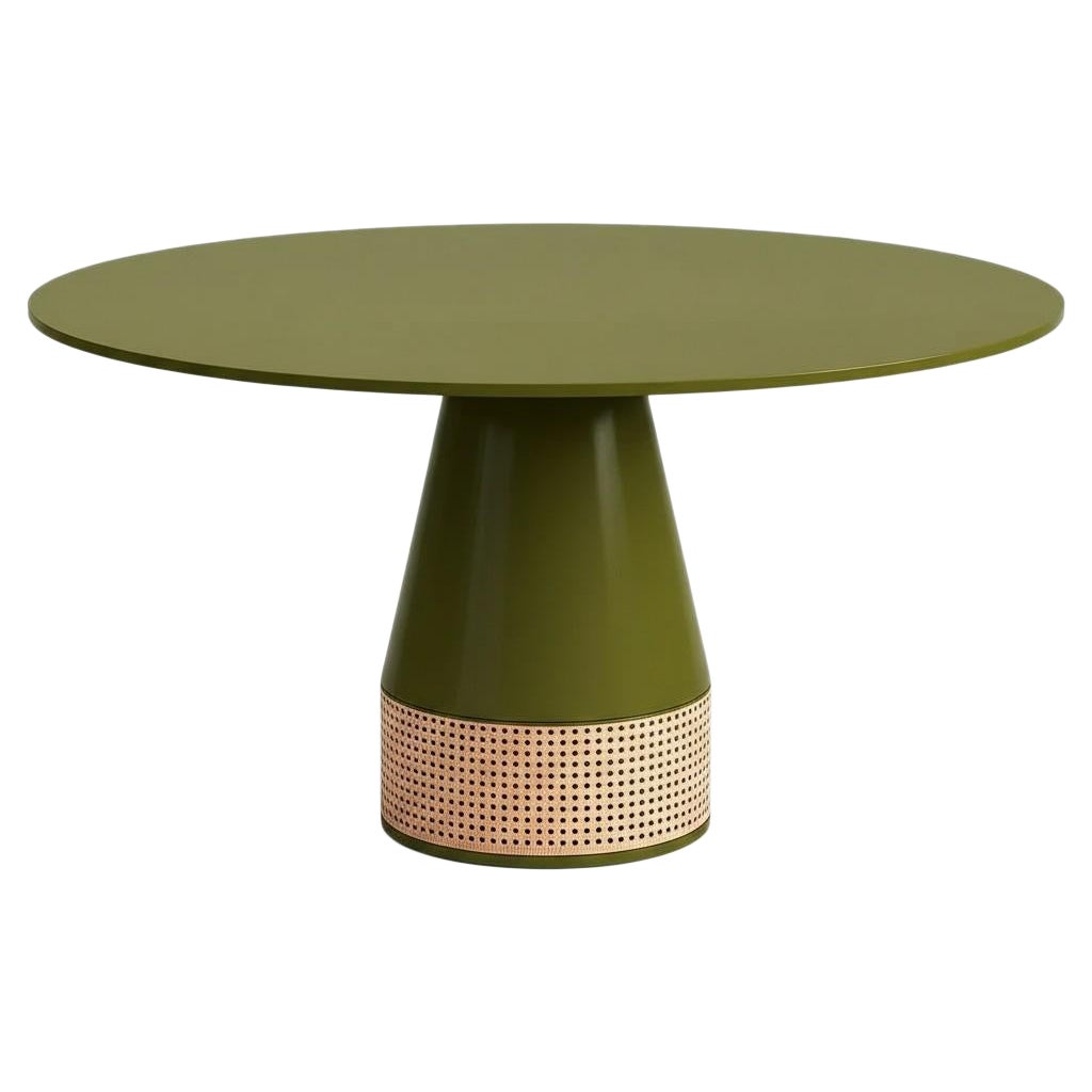 https://a.1stdibscdn.com/round-dining-table-in-olive-lacquer-w-rattan-detailing-mondo-design-studio-for-sale/1121189/f_476228821763726188187/47622882_datamatics.jpg