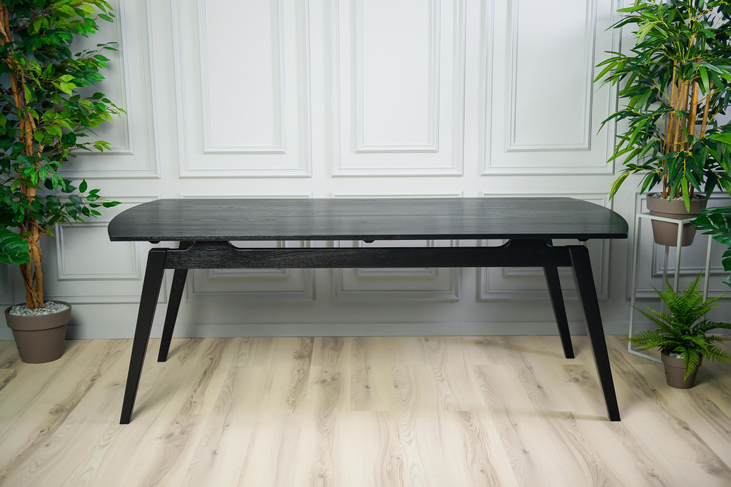 https://a.1stdibscdn.com/acline-black-wood-dining-table-for-sale-picture-2/f_82682/f_330514421677685484644/477_master.jpg