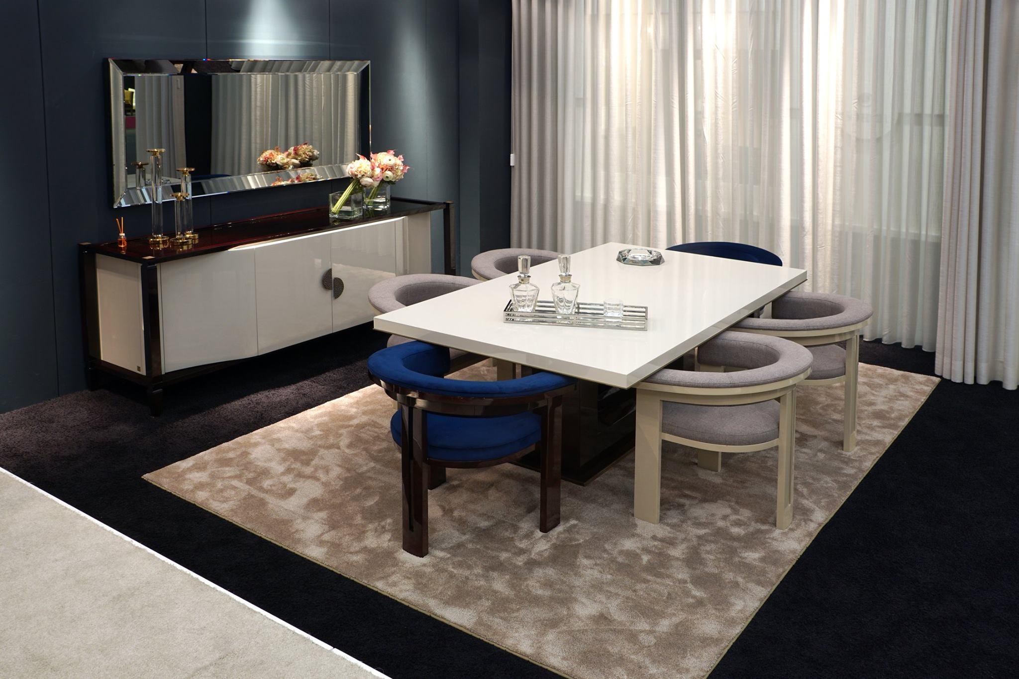 https://a.1stdibscdn.com/contemporary-custom-lacquer-dining-chair-for-sale-picture-5/f_27693/f_313106521668461190061/49178103_1977585765695951_484466667401773056_n_master.jpg