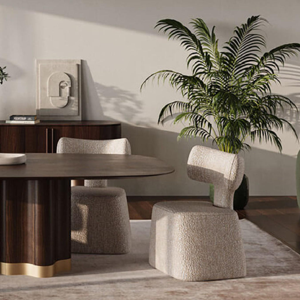 https://a.1stdibscdn.com/shaped-oval-table-in-solid-wood-or-lacquered-base-and-top-for-sale-picture-11/f_27693/f_449632521762240351542/493915576_1165888362244208_5645322056720092071_n_master.jpg