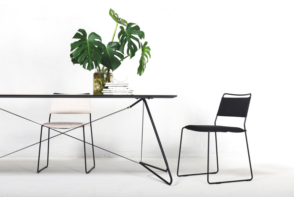 https://a.1stdibscdn.com/black-oas-table-200-by-ok-design-for-sale-picture-4/f_12192/f_415146621726602394714/4_OAS_Table_Black_L200cm_master.jpg