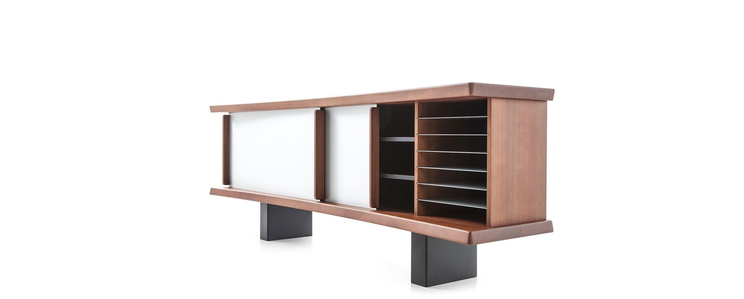 https://a.1stdibscdn.com/charlotte-perriand-513-riflesso-storage-unit-by-cassina-for-sale-picture-7/f_14272/f_333017721678873539740/4_cassina_riflesso_charlotte_perriand_side_master.jpg