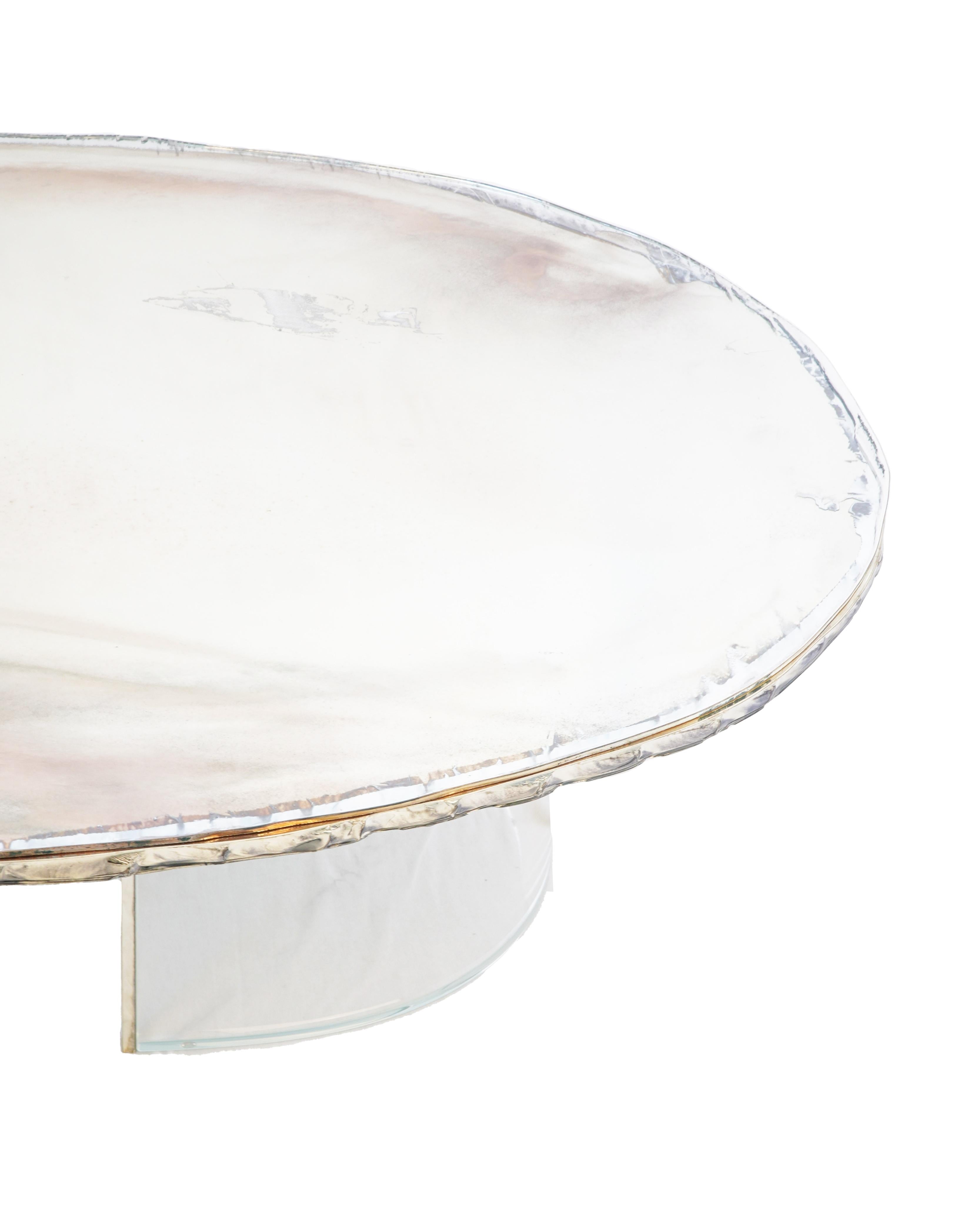 https://a.1stdibscdn.com/gem-contemporary-dining-table-200-silvered-glass-top-pair-of-gem-plexy-legs-for-sale-picture-15/f_16022/f_267773121647435324765/4_copia_master.jpg