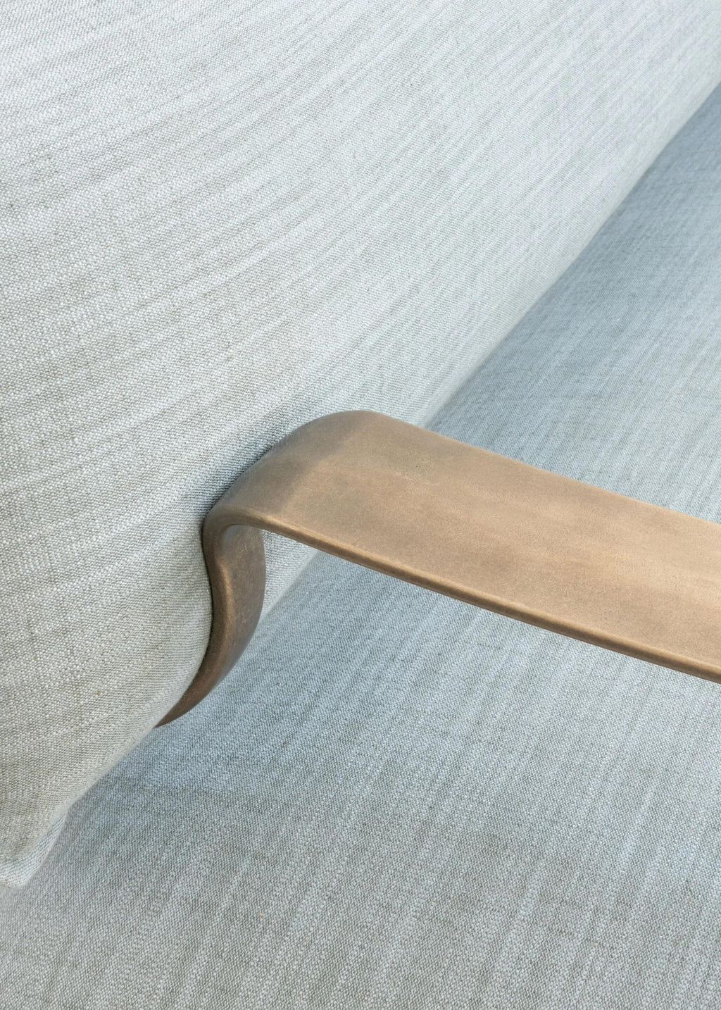 https://a.1stdibscdn.com/magis-riace-3-seater-sofa-by-ronan-bouroullec-for-sale-picture-5/f_105752/f_475469821763312081464/4_master.jpeg