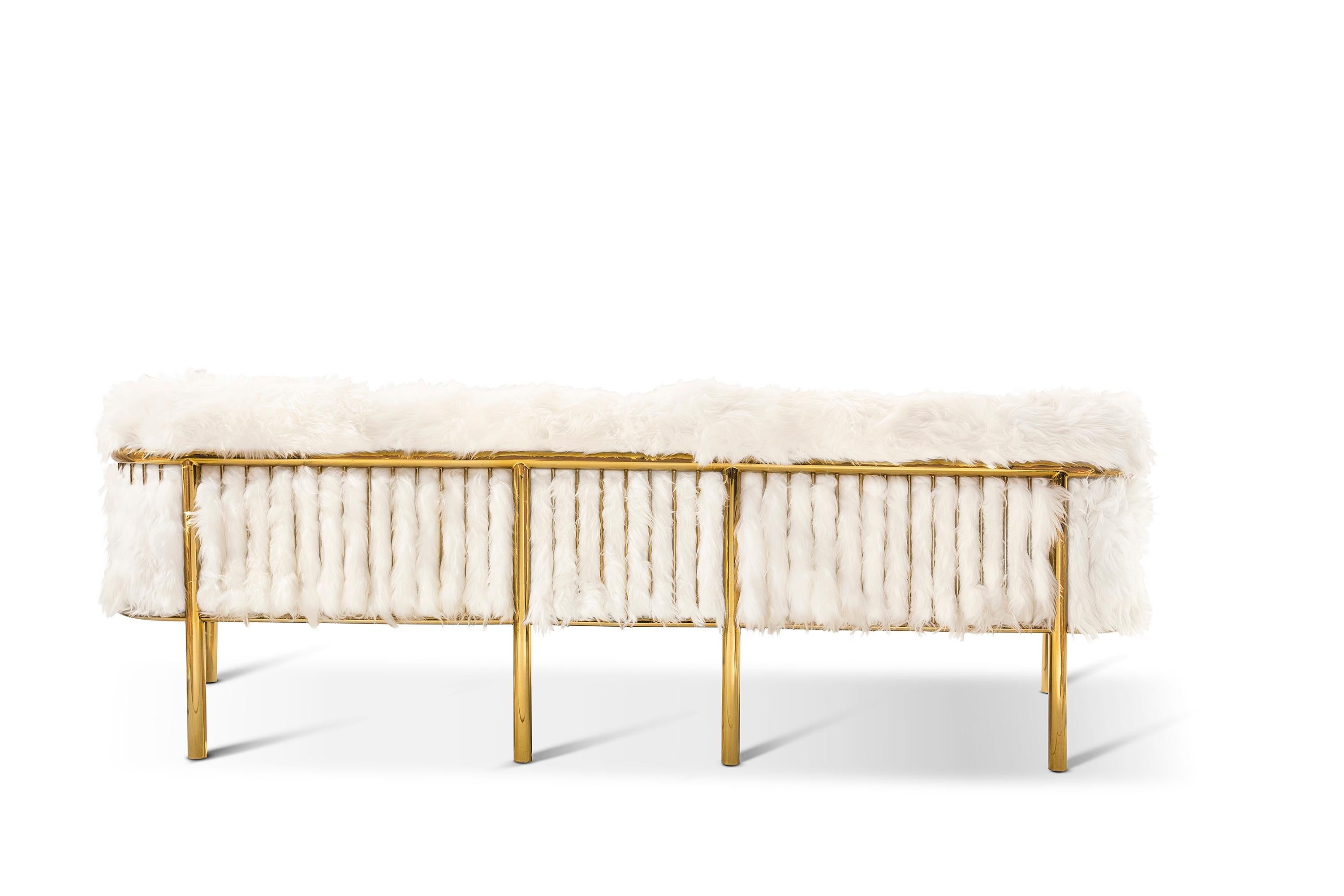 https://a.1stdibscdn.com/coronum-sheepskin-three-seater-sofa-by-artefatto-design-studio-for-sale-picture-4/12330573/f_179216021581495434151/4_master.jpg