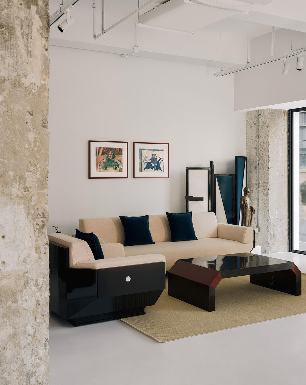 https://a.1stdibscdn.com/lunisolar-three-seater-couch-in-lacquered-wood-shell-and-wool-by-artempo-for-sale-picture-2/f_12192/f_474983221762966228476/4_master.jpg