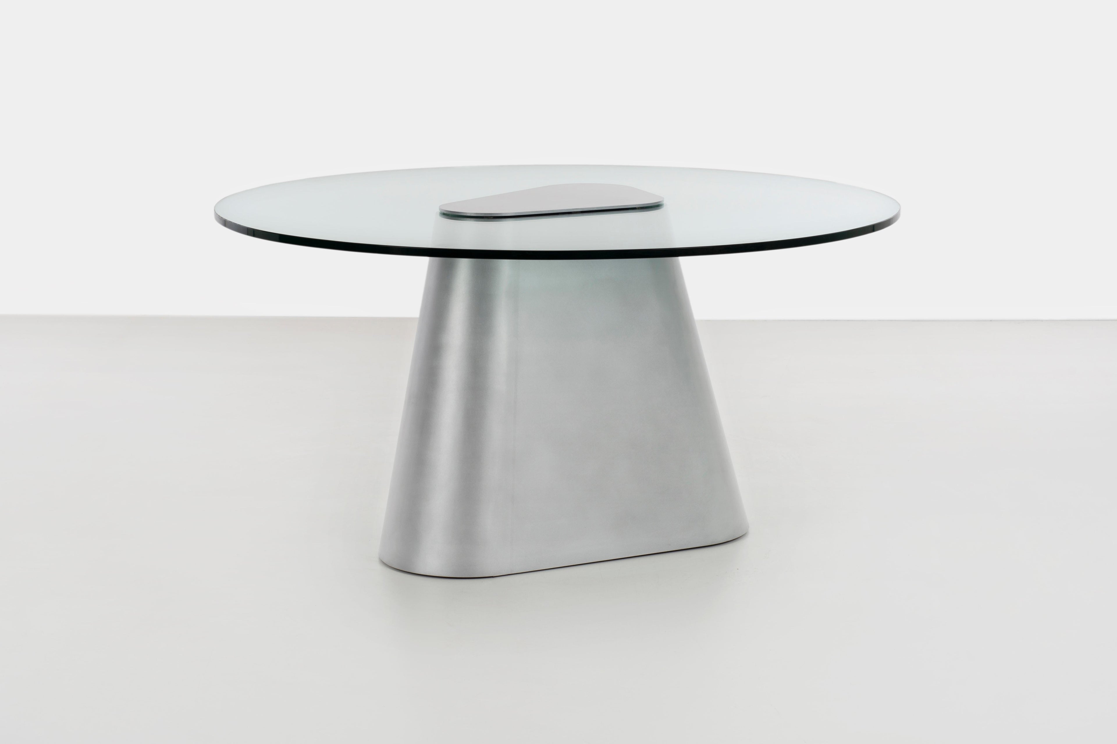 https://a.1stdibscdn.com/sculptural-tm-dining-entry-table-in-wax-polished-formed-aluminum-with-glass-top-for-sale-picture-10/f_31003/1571258773930/4_master.jpg