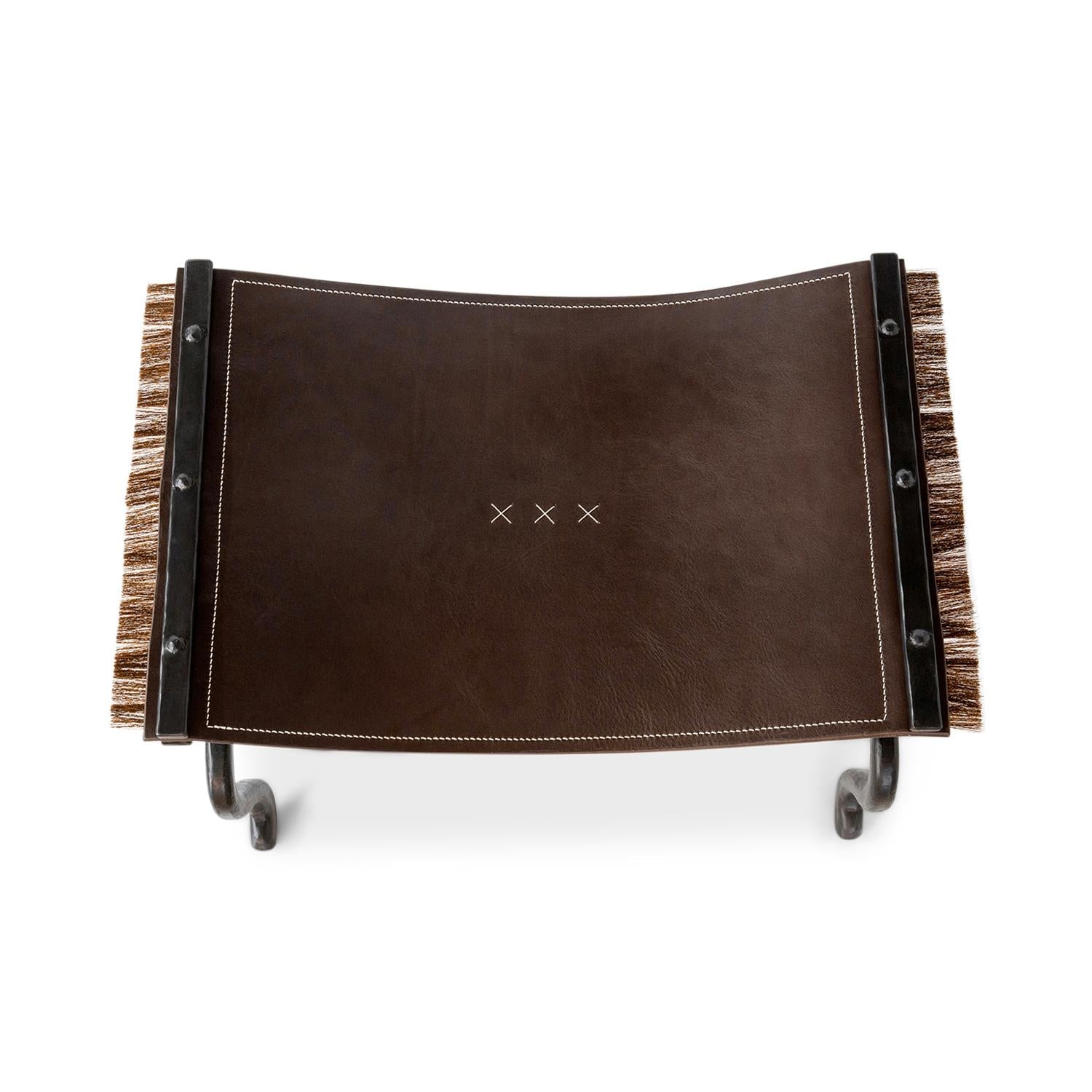 https://a.1stdibscdn.com/bench-organic-contemporary-blackened-steel-and-saddle-leather-with-horsehair-for-sale-picture-5/f_30173/f_350227221768698593524/4_master.jpg