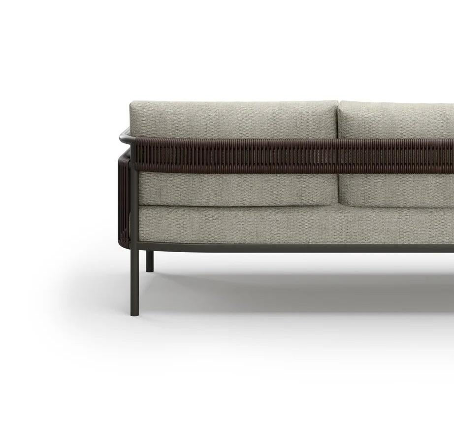 https://a.1stdibscdn.com/link-terra-wicker-and-powder-coated-aluminum-three-seater-outdoor-sofa-by-snoc-for-sale-picture-5/f_12192/f_452991821748970207609/4_master.jpg