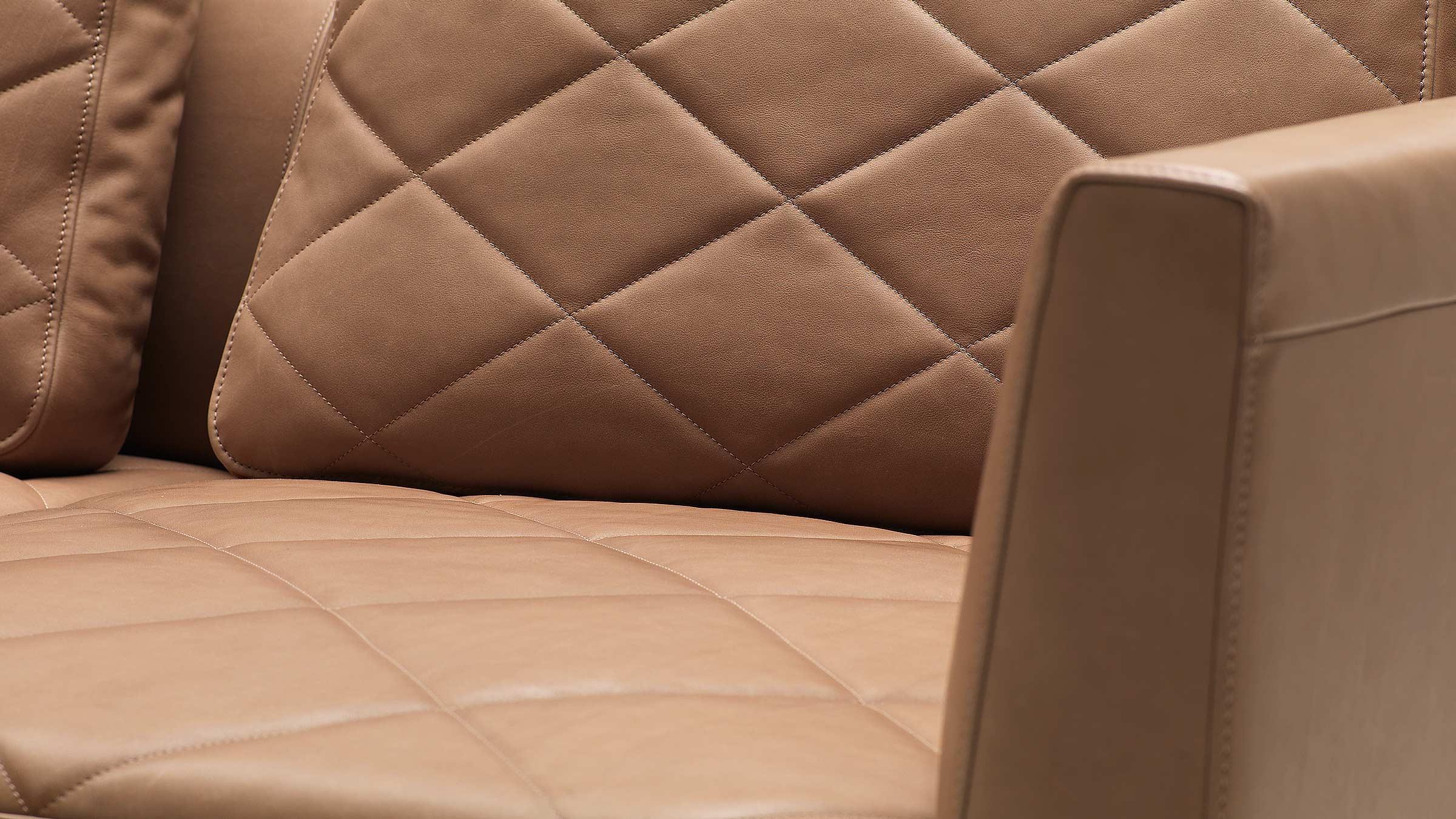 https://a.1stdibscdn.com/de-sede-ds-48-three-seat-sofa-in-nougat-upholstery-by-antonella-scarpitta-for-sale-picture-4/22569652/f_323865621674559534652/4_master.jpg