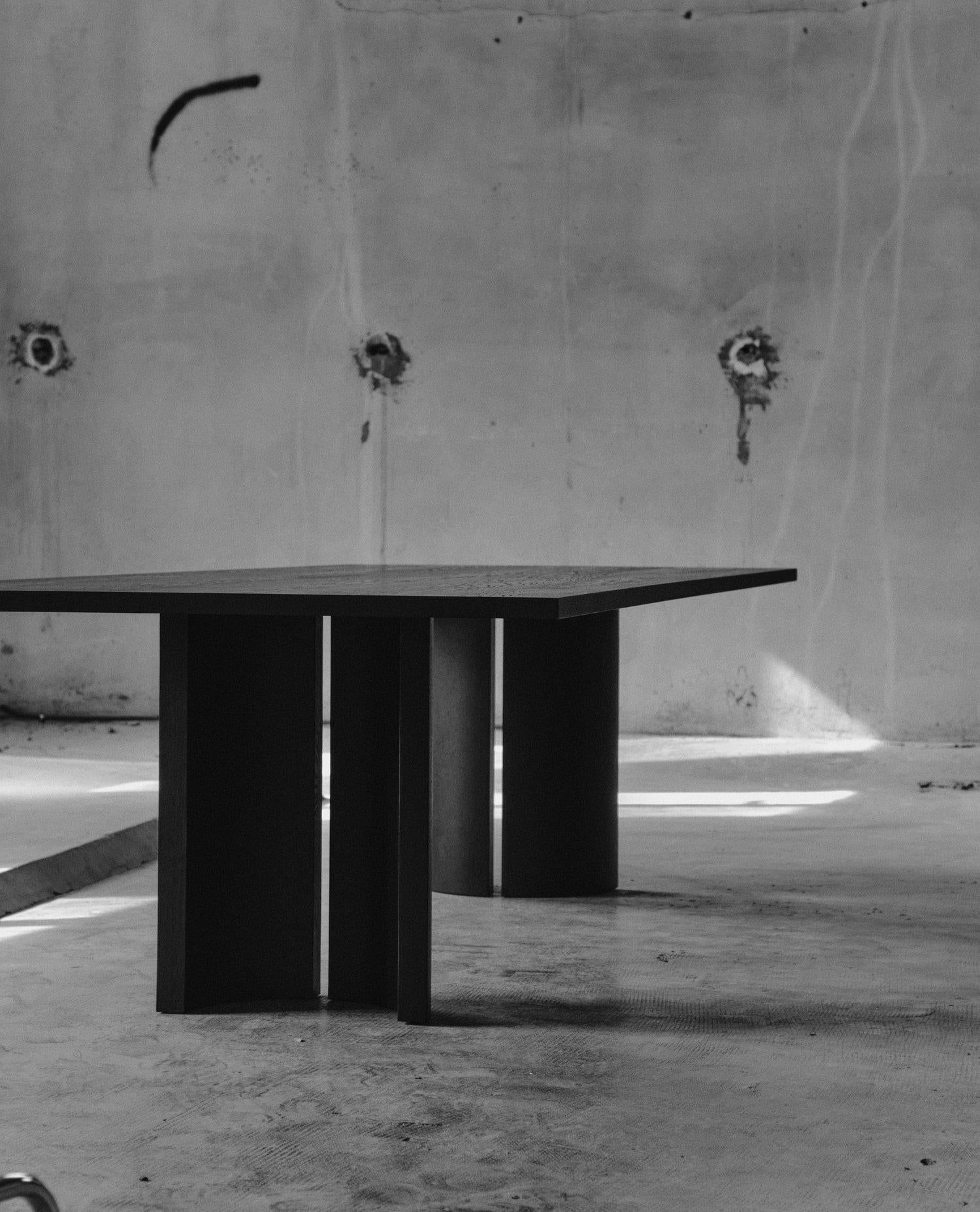 https://a.1stdibscdn.com/aperta-c1-280-american-walnut-rectangular-dining-table-by-mokko-amsterdam-for-sale-picture-5/f_12192/f_460642021753805848004/4_master.jpg