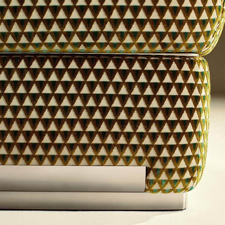 https://a.1stdibscdn.com/armchair-by-tatjana-von-stein-france-for-sale-picture-4/f_89372/f_357056821692021941810/4_master.jpg