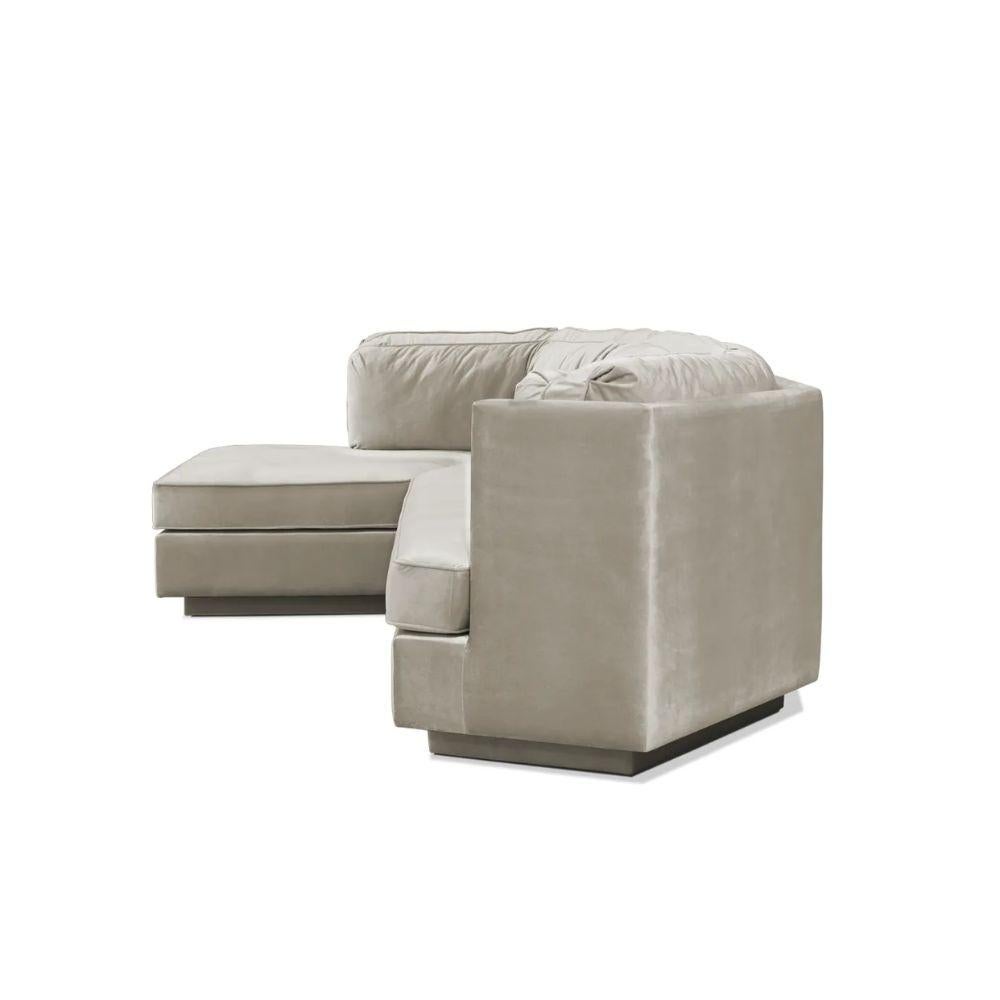 https://a.1stdibscdn.com/lisboa-sofa-for-sale-picture-4/f_74772/f_432232621737366732831/4_master.jpg