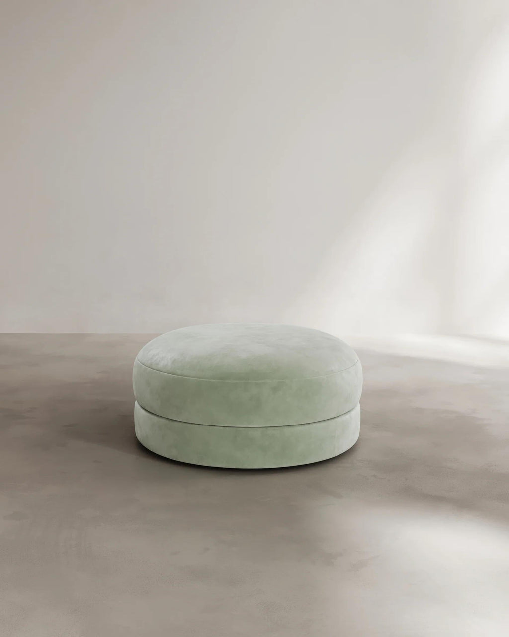 https://a.1stdibscdn.com/paloma-editions-palace-ottoman-rubelli-cotton-velvet-for-sale-picture-3/f_106592/f_471297021761037290923/4green_master.jpeg