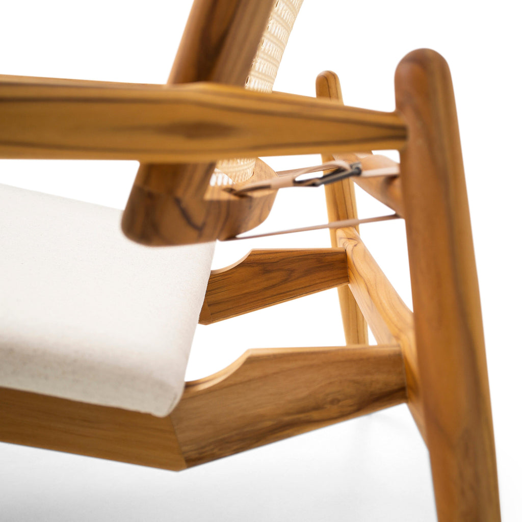 https://a.1stdibscdn.com/soho-curved-cane-back-chair-in-teak-and-oatmeal-fabric-for-sale-picture-4/f_52822/f_332742121678738715948/50093378_MH3770_Soho_148_A_2316_4_master.jpg