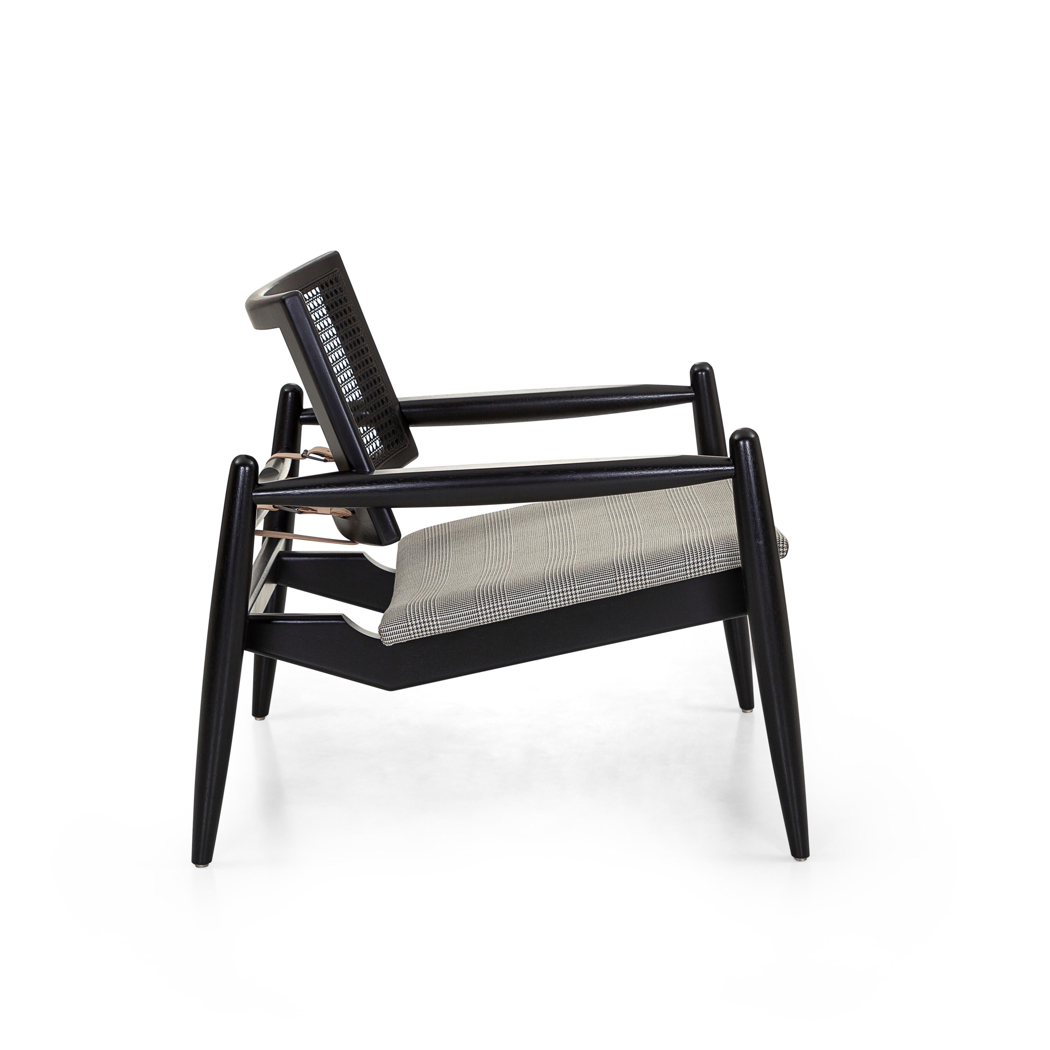 https://a.1stdibscdn.com/soho-curved-cane-back-chair-in-black-for-sale-picture-4/f_52822/f_245516221626466693661/50100848_MH_3770_SOHO_077TC_2340_A_03_master.jpg