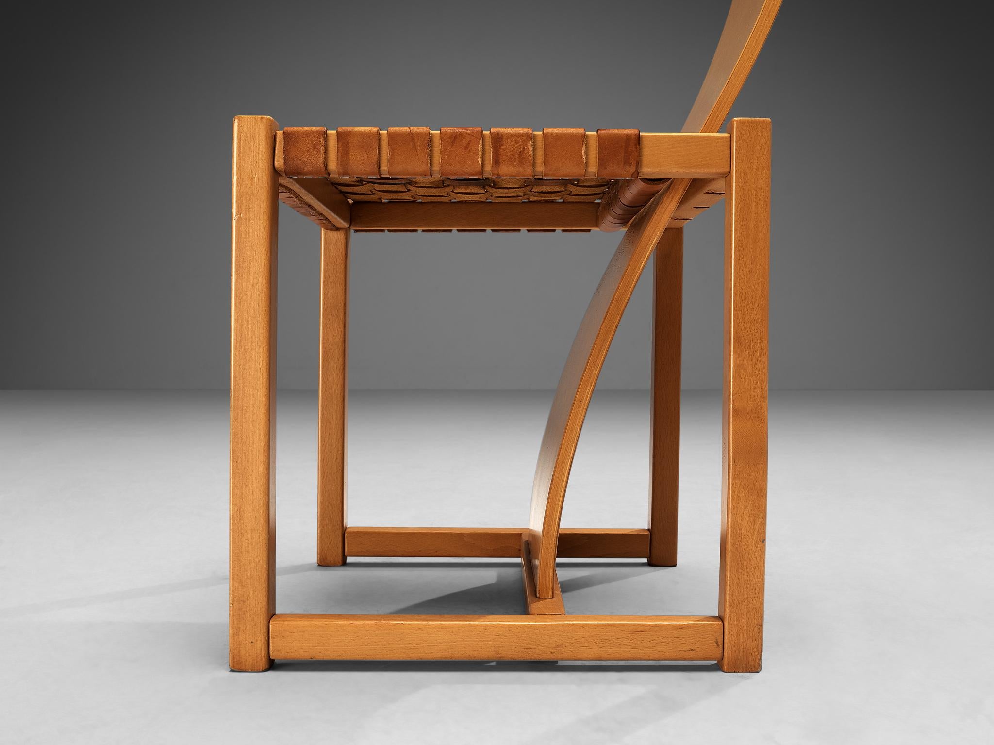 https://a.1stdibscdn.com/italian-pair-of-dining-chairs-with-woven-leather-seats-for-sale-picture-8/f_9331/f_399064221717150285389/50112978_13__master.jpg