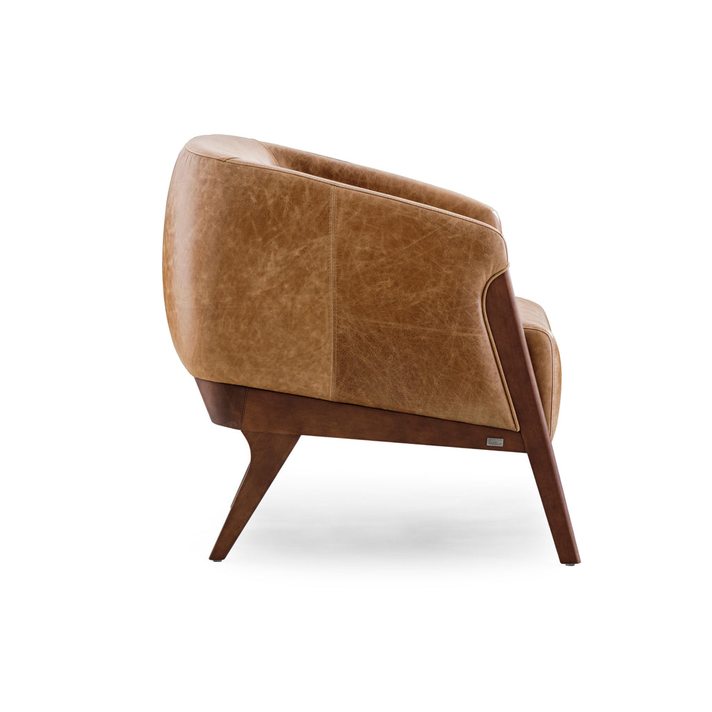 https://a.1stdibscdn.com/abra-armchair-in-brown-leather-and-walnut-finish-for-sale-picture-2/f_52822/f_274326921645137480834/50115308_POLTRONA_MAD_9803_ABRA_2070_COU_G8_149TC_EXP_03_master.JPG