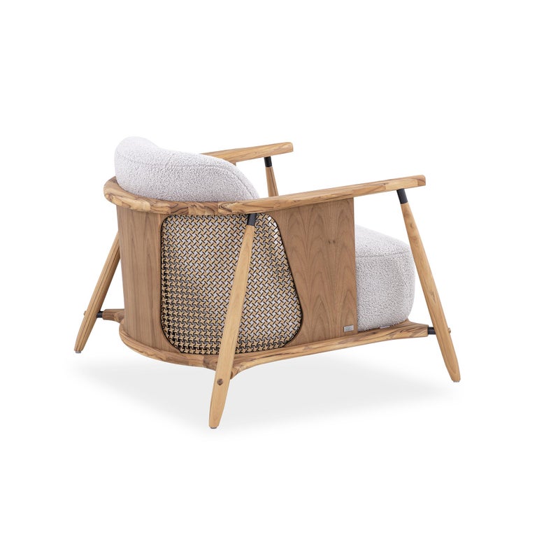 https://a.1stdibscdn.com/laguna-occasional-chair-in-light-gray-upholstered-and-teak-wood-frame-for-sale-picture-12/f_52822/f_406754721732727051354/50141240_3_master.jpg?width=768