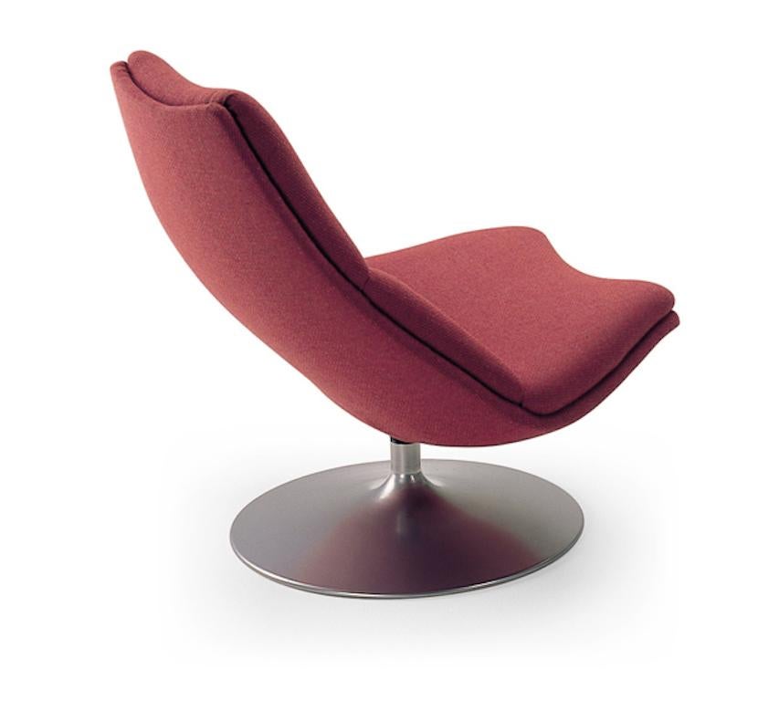 https://a.1stdibscdn.com/artifort-f511-low-chair-in-grey-with-disc-base-by-geoffrey-d-harcourt-rdi-for-sale-picture-3/14066033/f_142635211555015502753/511_P00_02L_master.jpg
