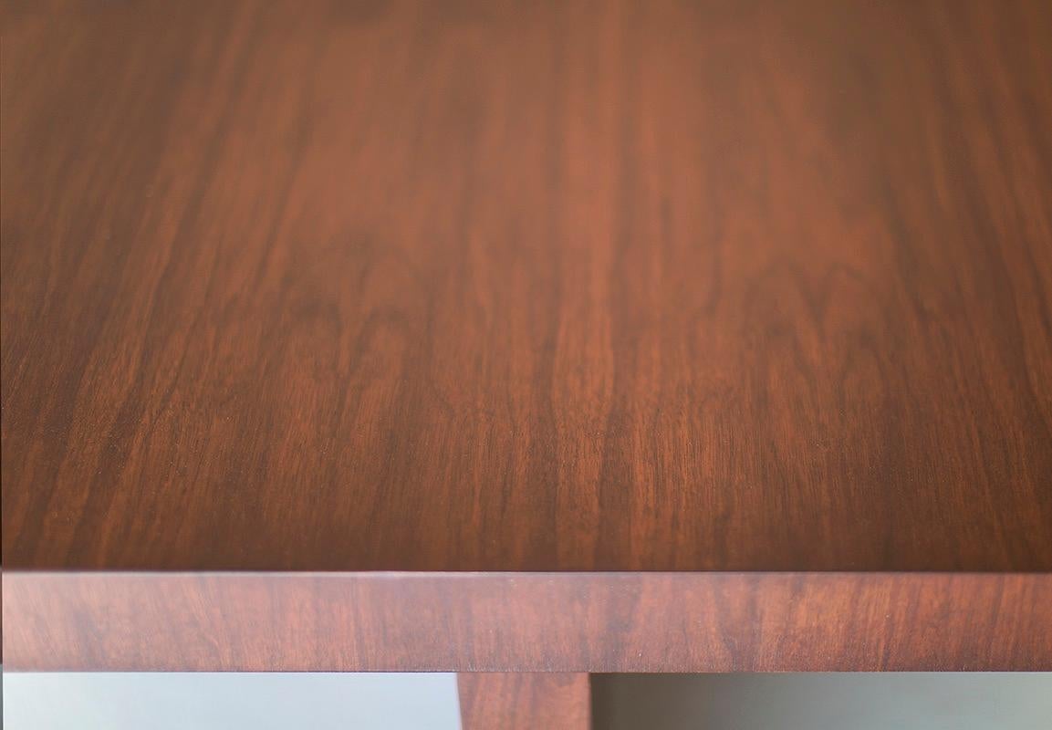 https://a.1stdibscdn.com/bertu-coffee-table-oakley-walnut-coffee-table-walnut-for-sale-picture-5/f_9720/f_473915121762353802029/51474186_Walnut_Coffee_Table_71620767_master.jpeg