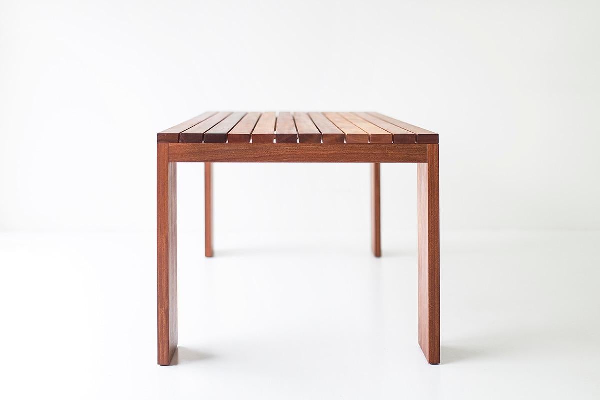 https://a.1stdibscdn.com/bertu-patio-furniture-chile-slatted-top-dining-table-mahogany-teak-oil-for-sale-picture-9/f_9720/f_473911321762352608605/54283639_Slatted_Top_Dining_Table_24860190_master.jpeg