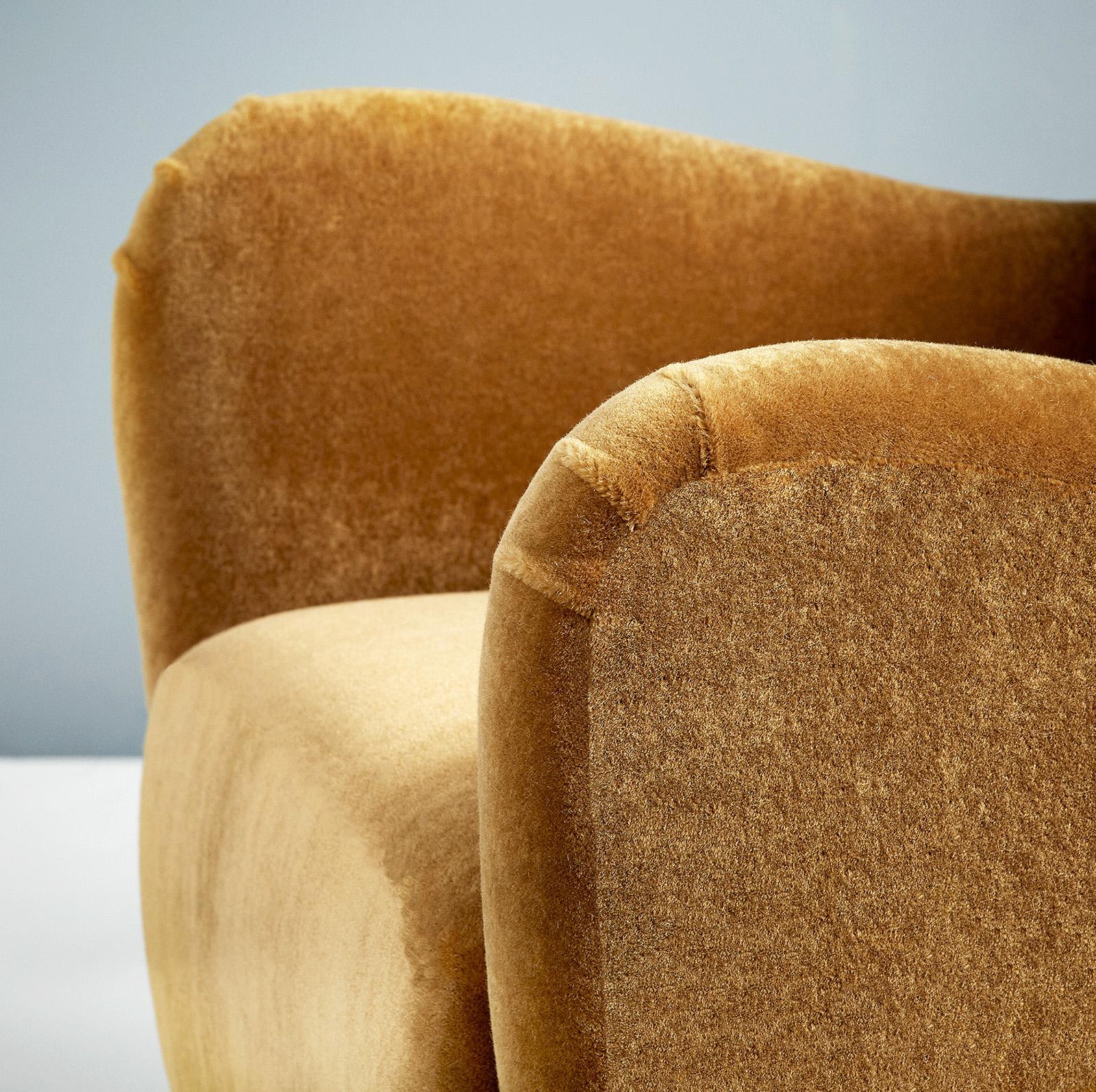 https://a.1stdibscdn.com/custom-made-mohair-lounge-chair-and-ottoman-by-dagmar-for-sale-picture-6/f_67442/f_389601821711103772163/54_Teddy_Moutarde_Detail_1_master.jpg