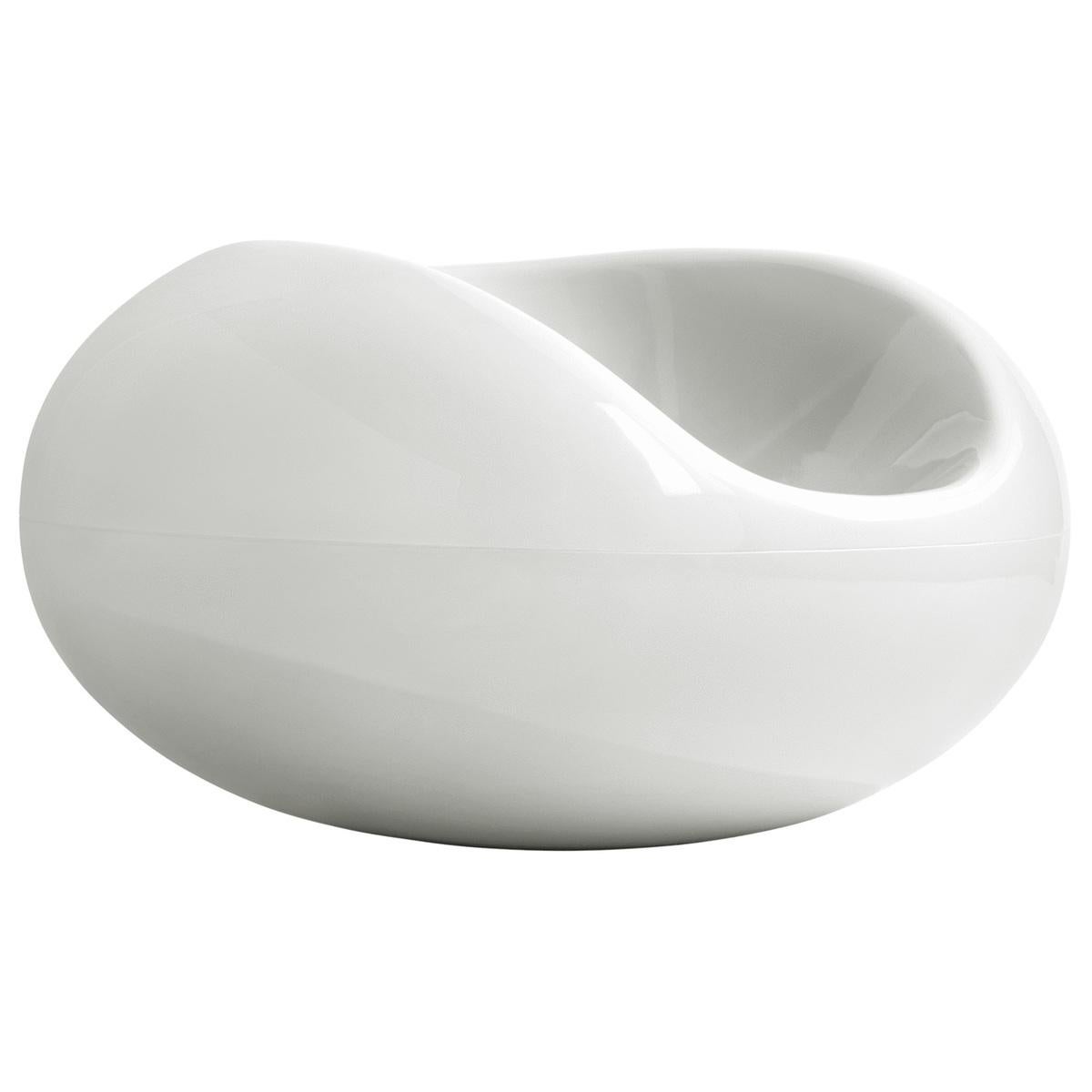 https://a.1stdibscdn.com/iconic-eero-aarnio-pink-pastil-chair-for-sale-picture-11/f_44652/f_210342521602942322367/5EeroAarnio_Pastillivalkoinen_EK_master.jpg