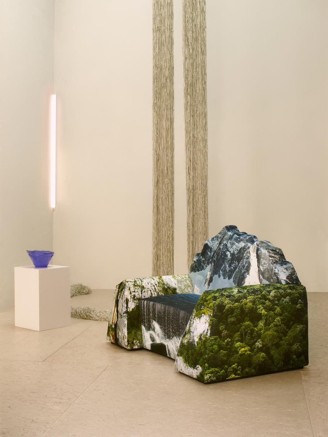 https://a.1stdibscdn.com/montanara-sofa-by-gaetano-pesce-for-meritalia-for-sale-picture-5/f_16392/f_475830721763468851521/5_MERITALIA_MONTANA_012_master.jpg
