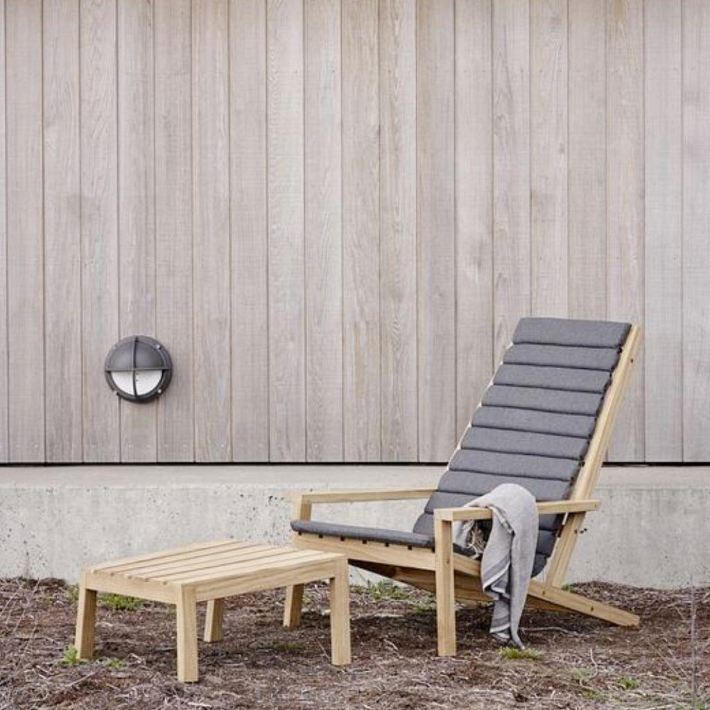 https://a.1stdibscdn.com/stine-weigelt-outdoor-between-lines-teak-lounge-chair-for-skagerak-for-sale-picture-7/f_14472/f_342701921684003130050/5_master.jpg