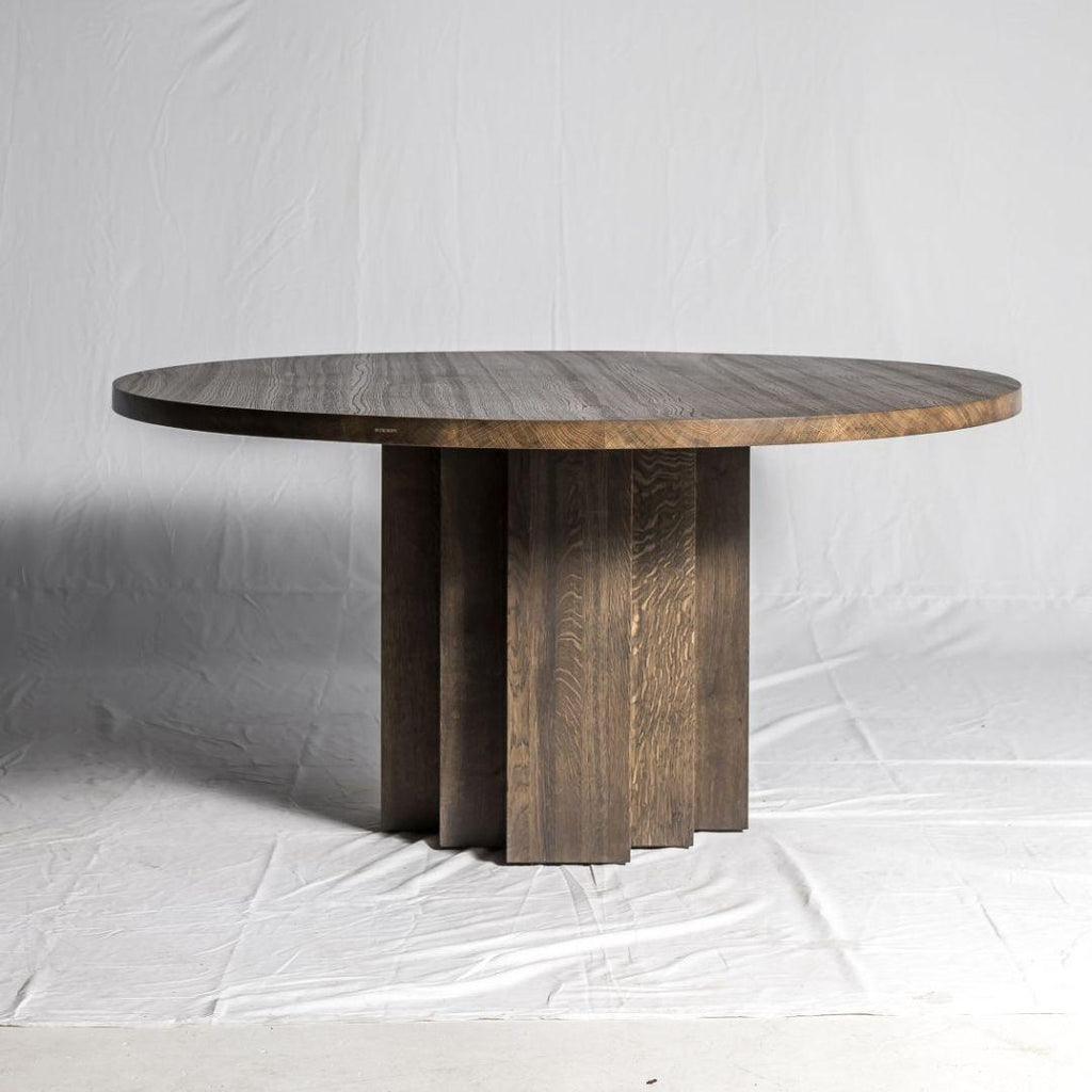 https://a.1stdibscdn.com/solid-oak-dining-table-with-sculptural-base-handmade-in-belgium-for-sale-picture-6/f_98092/f_397679621715953812404/5_master.jpg