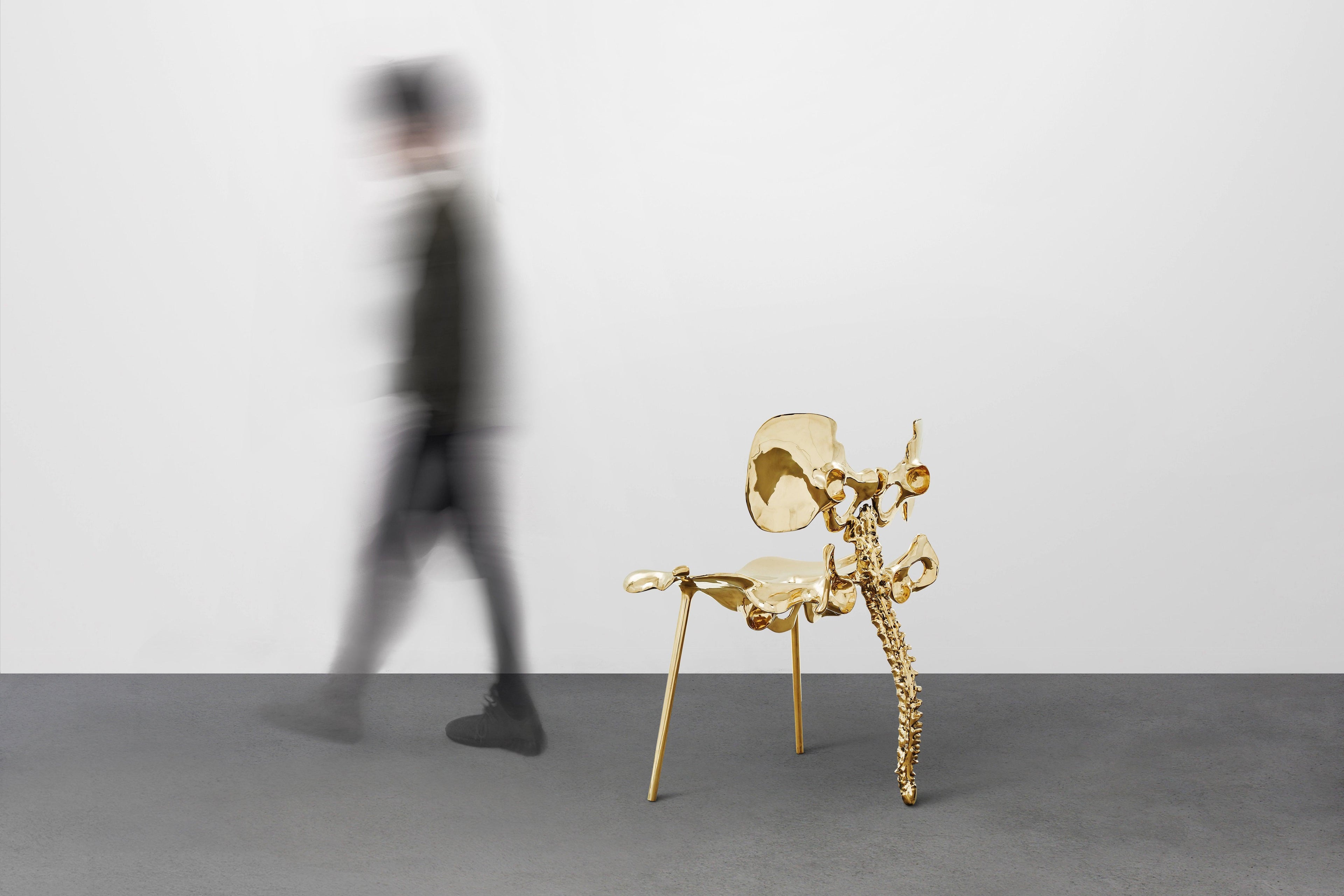 https://a.1stdibscdn.com/33-step-chair-large-polished-brass-bone-chair-by-zhipeng-tan-for-sale-picture-5/22569652/f_222862621611736514240/5_master.jpg