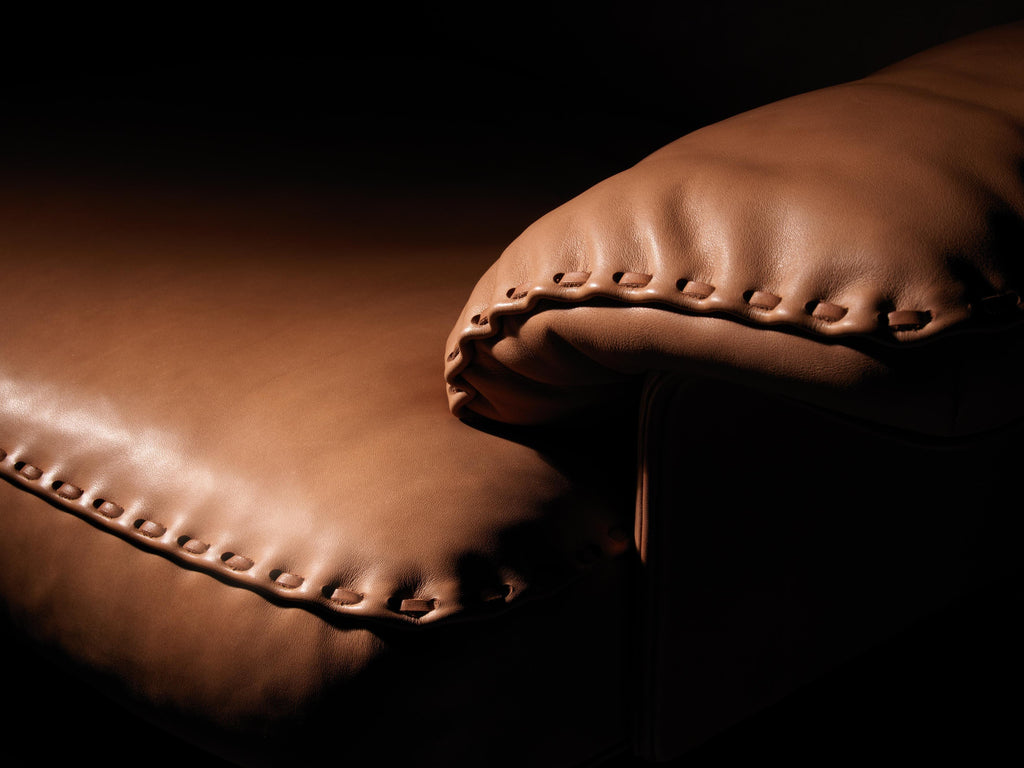 https://a.1stdibscdn.com/de-sede-ds-31-sofa-in-teak-leather-upholstery-by-antonella-scarpitta-for-sale-picture-6/f_16392/f_485470221769600331916/5_master.jpg
