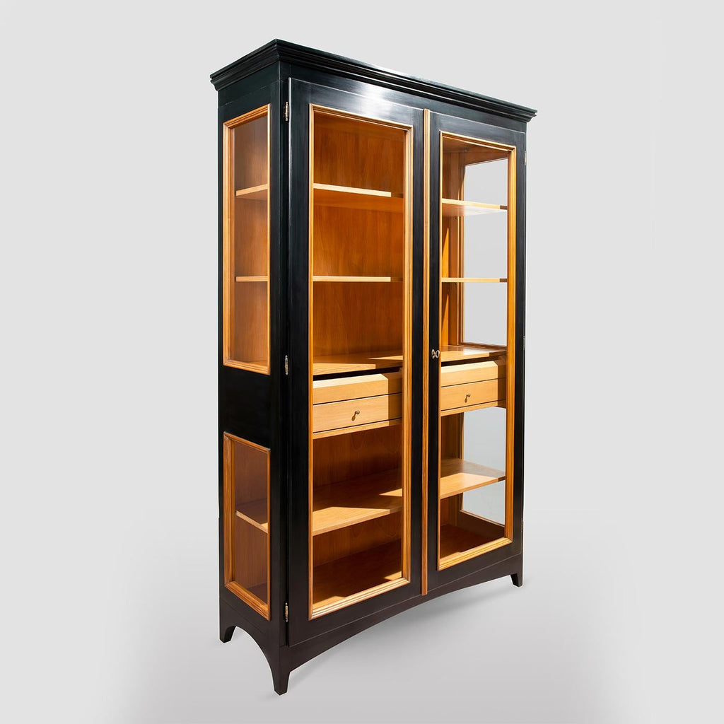 https://a.1stdibscdn.com/black-display-cabinet-by-erika-gambella-for-sale-picture-2/22569652/f_232945021617878942146/5_master.jpg