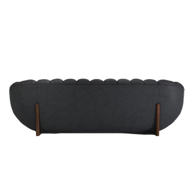 https://a.1stdibscdn.com/3-seater-sofa-with-solid-natural-walnut-feet-offered-in-com-for-sale-picture-2/f_27693/f_382054021706795979915/5_master.jpg