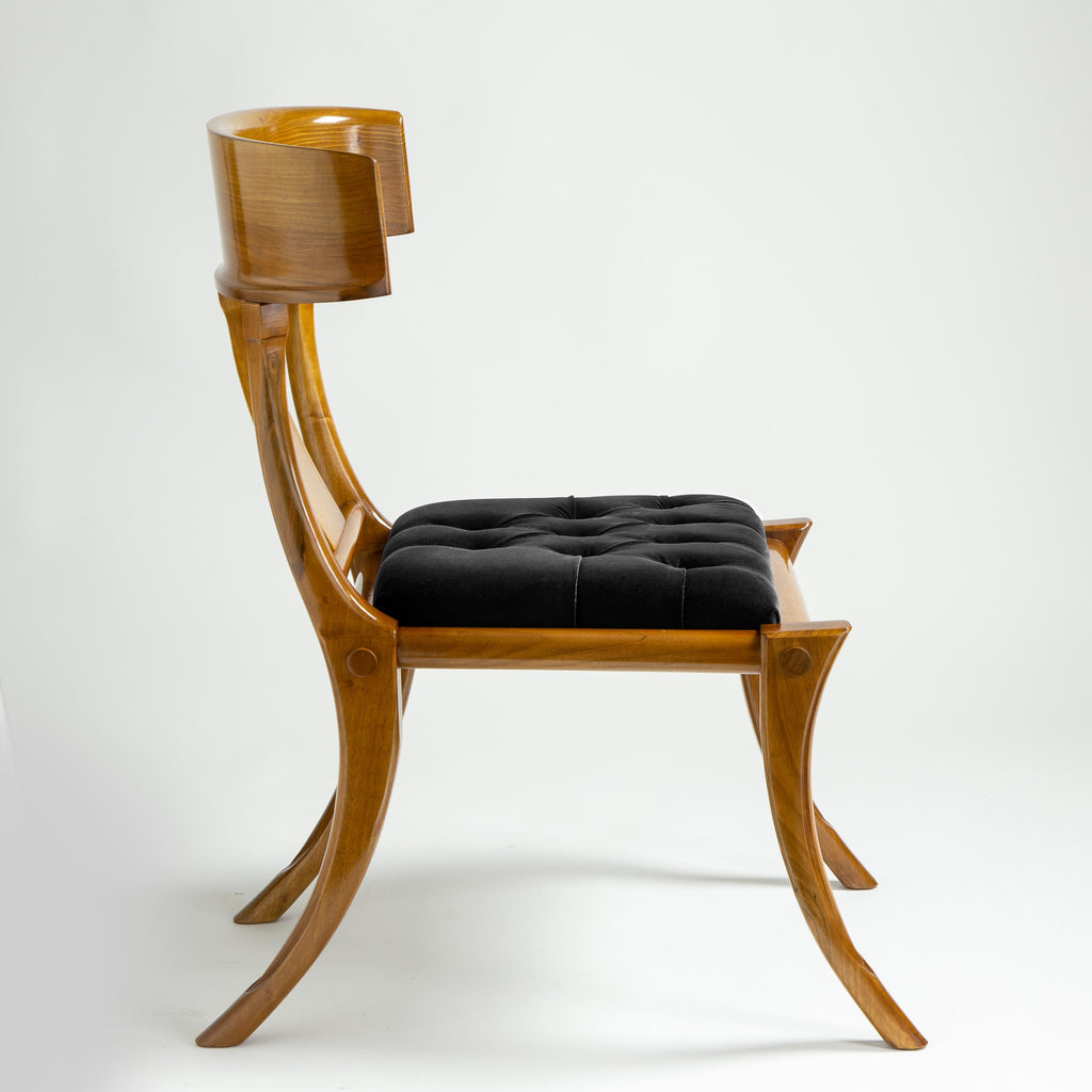 https://a.1stdibscdn.com/klismos-walnut-wood-saber-legs-black-velvet-chairs-customizable-set-of-6-for-sale-picture-4/22569652/f_262557421637743947927/5_master.jpg