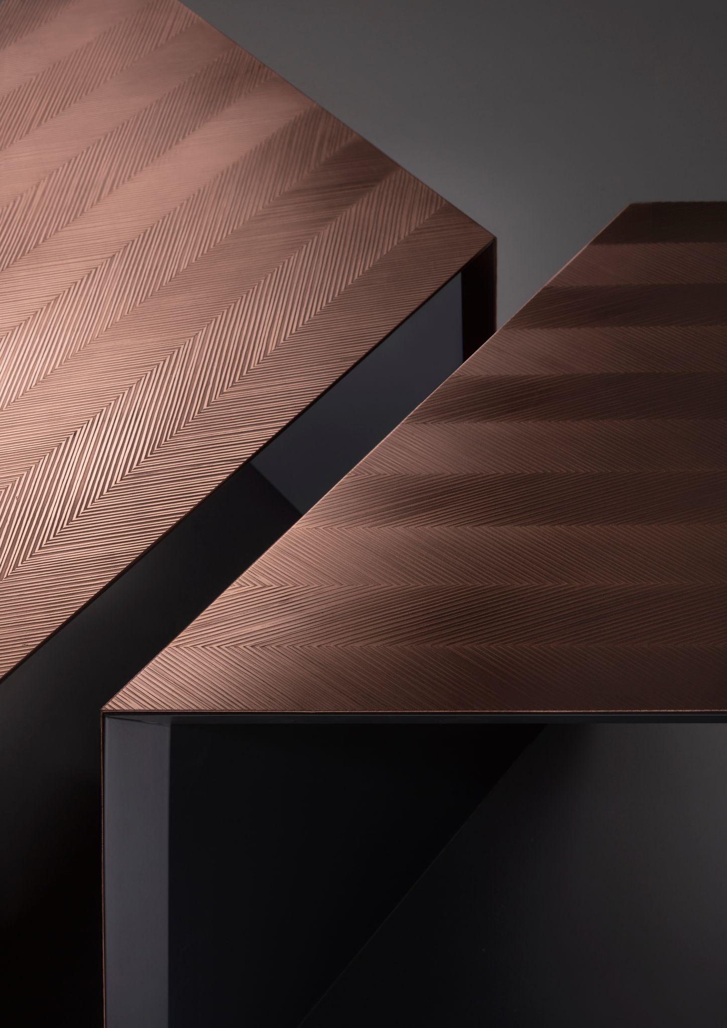 https://a.1stdibscdn.com/decastelli-alpha-modular-coffee-table-in-copper-by-martinelli-venezia-for-sale-picture-5/f_16392/1618978781497/5_master.jpeg