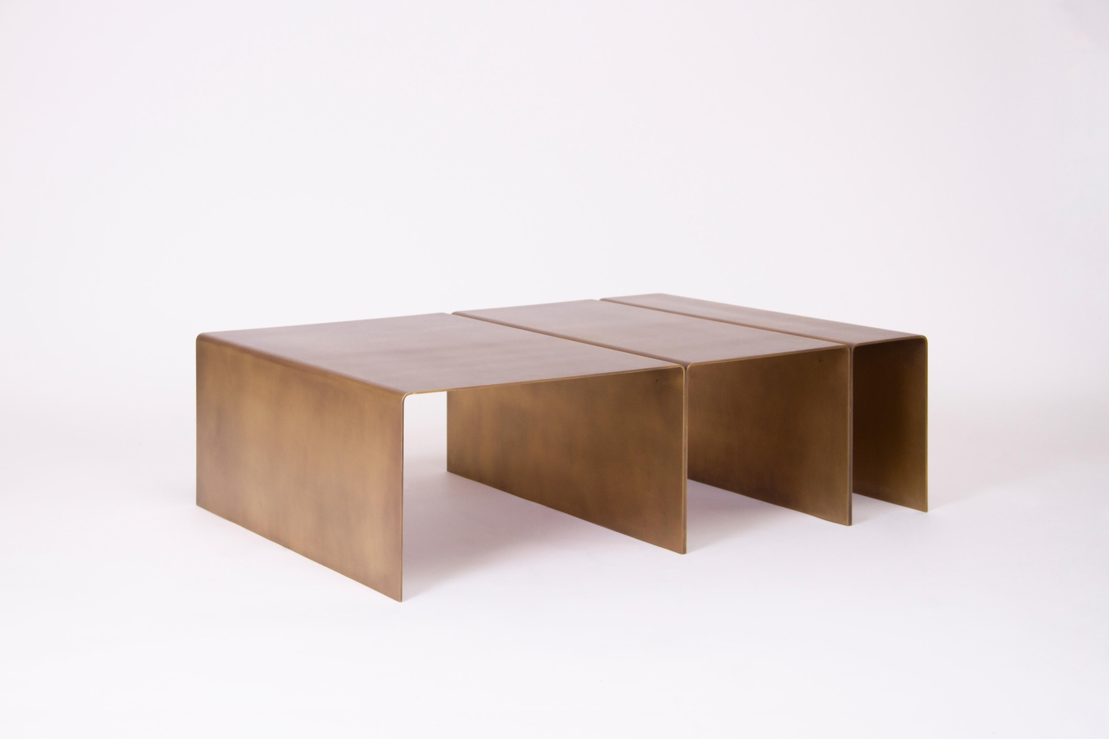 https://a.1stdibscdn.com/segment-coffee-table-in-waxed-aluminum-by-estudio-persona-for-sale-picture-5/f_23783/f_137730221730940769544/5_master.jpg