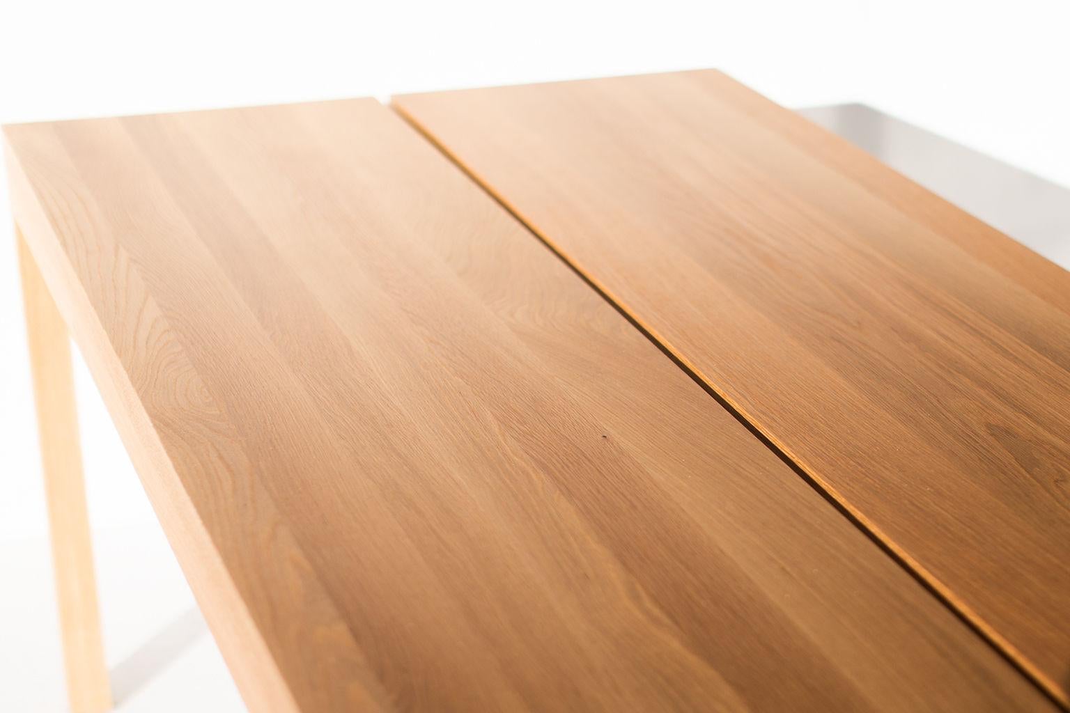 https://a.1stdibscdn.com/bertu-dining-tables-modern-quick-ship-dining-table-split-panel-for-sale-picture-6/f_9720/f_394503921714998853220/61012425_quick_ship_dining_table_50967673_master.jpg