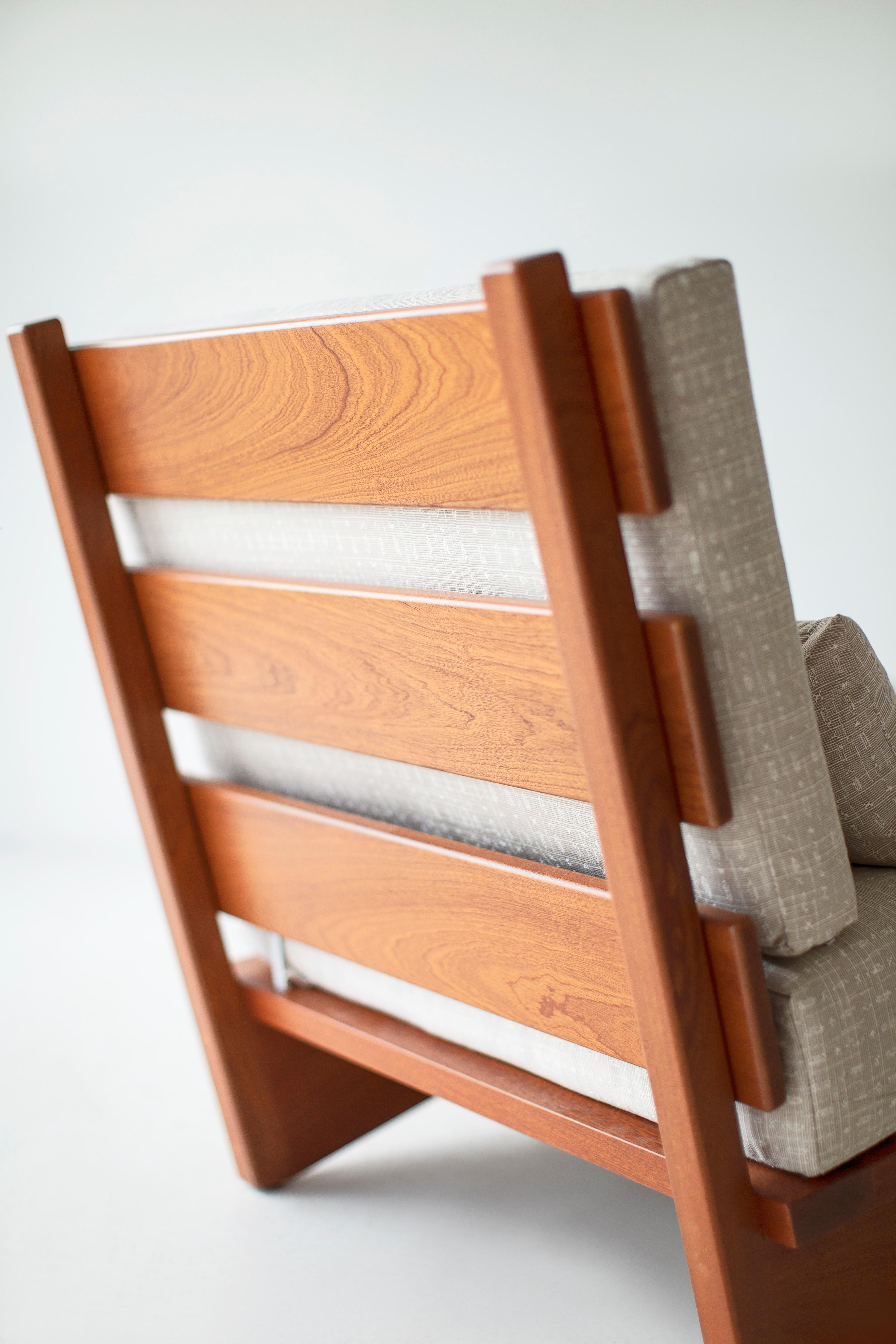 https://a.1stdibscdn.com/bertu-outdoor-chair-sutton-slatted-patio-chair-natural-mahogany-for-sale-picture-6/f_9720/f_466090821757515910674/61723824_Slatted_Patio_Chair_62262573_master.jpg