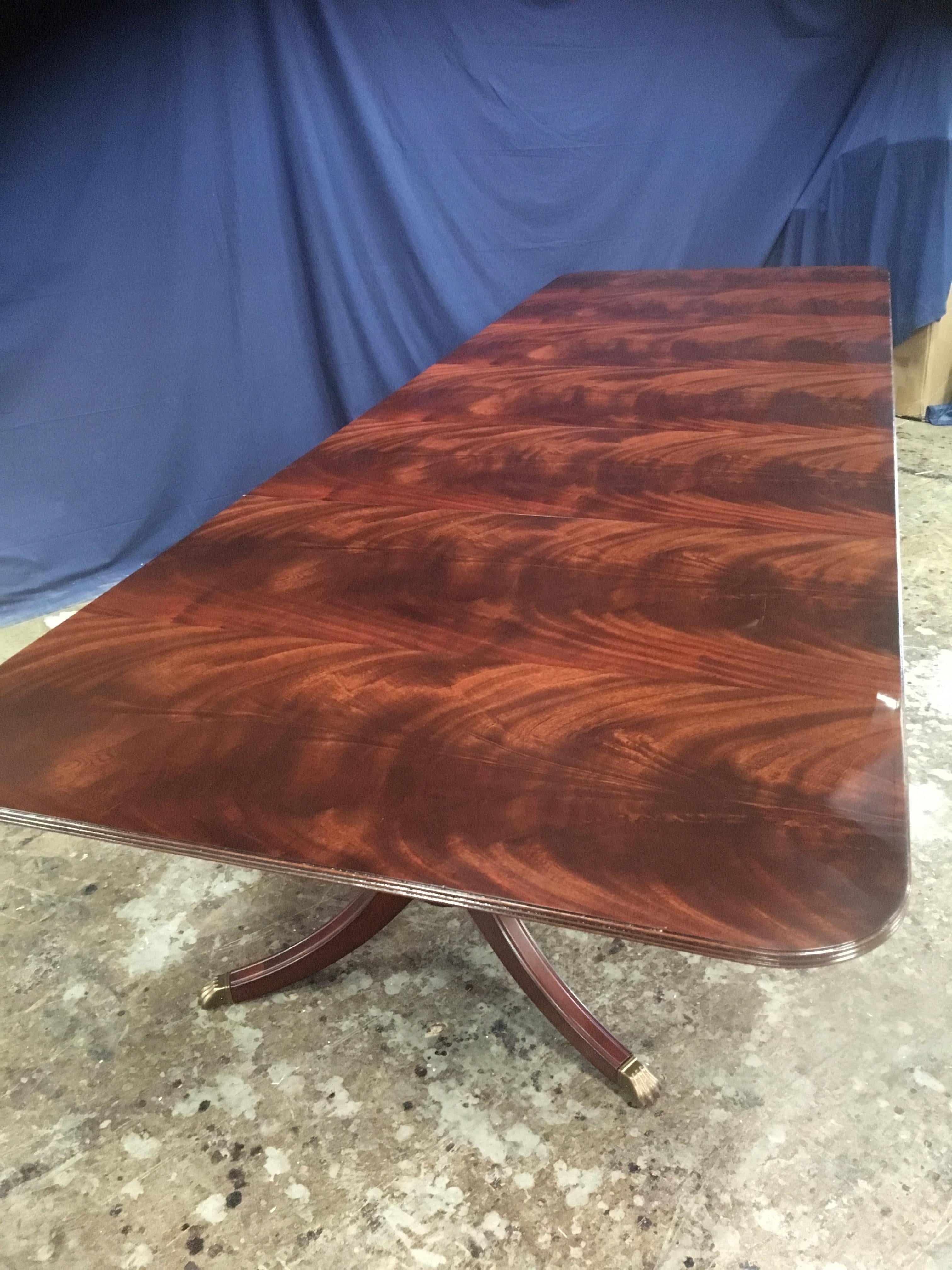 https://a.1stdibscdn.com/custom-large-crotch-mahogany-georgian-style-dining-table-by-leighton-hall-for-sale-picture-7/f_44162/f_15299341/61F9168E_2301_4935_91B4_1561984688126_master.jpeg