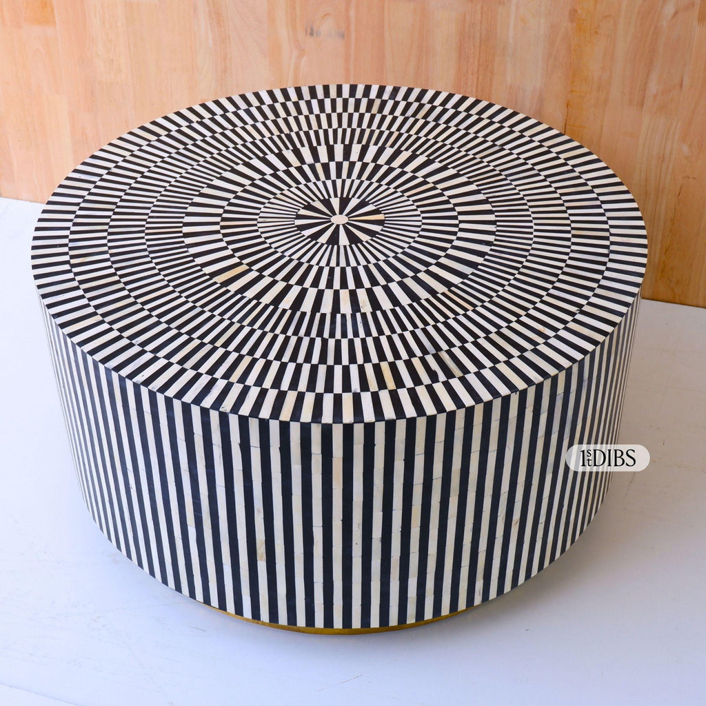 https://a.1stdibscdn.com/black-white-line-pattern-bone-inlay-round-coffee-table-by-house-of-jaipur-for-sale-picture-5/f_97222/f_495550721775559820758/62_master.jpg