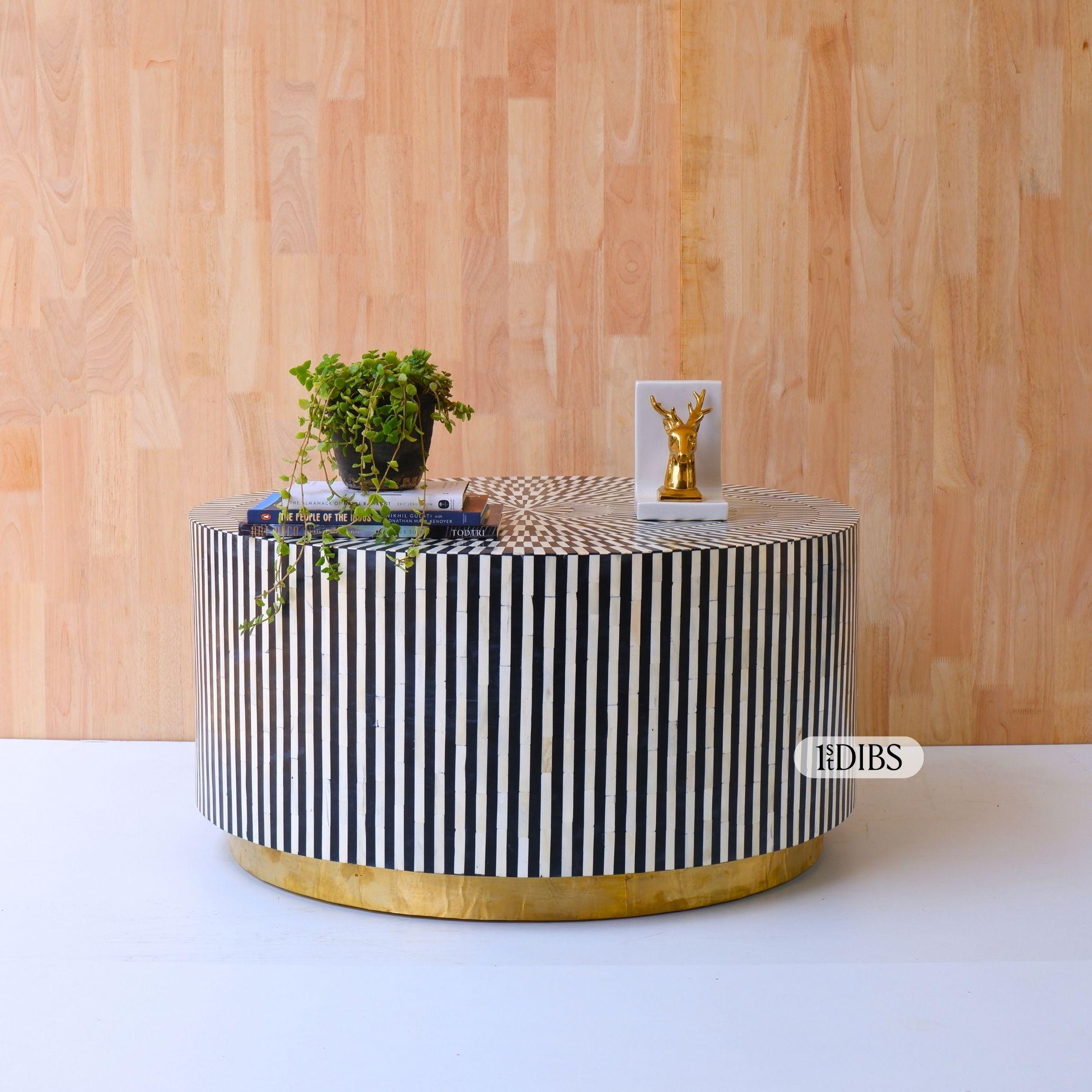 https://a.1stdibscdn.com/black-white-line-pattern-bone-inlay-round-coffee-table-by-house-of-jaipur-for-sale-picture-2/f_97222/f_495550721775559819402/63_master.jpg