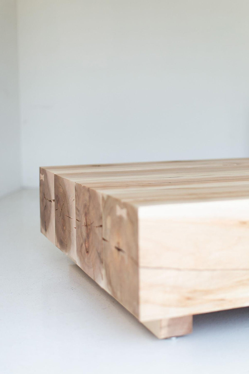 https://a.1stdibscdn.com/bertu-modern-wood-coffee-table-wood-beam-maple-for-sale-picture-8/f_9720/f_407682121721827647569/64735935_wood_coffee_table_64735989_master.jpg