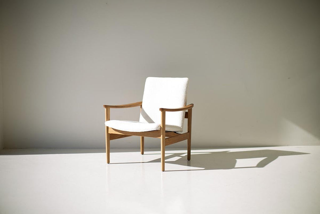 https://a.1stdibscdn.com/craftassociates-chair-peabody-oak-occasional-chair-upholstered-for-sale-picture-7/f_9720/f_375832321702659416822/66311960_oak_occasional_chair_60487988_master.jpg