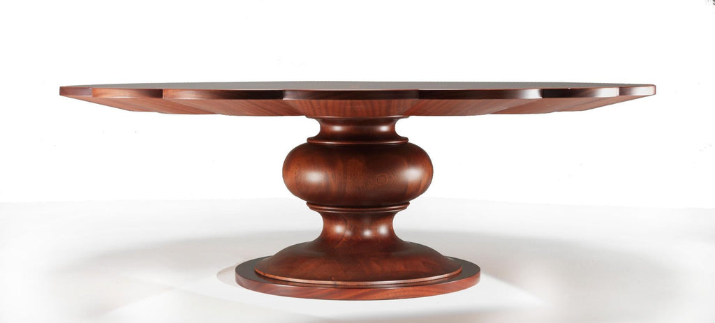 https://a.1stdibscdn.com/english-rose-dining-table-in-solid-mahogany-wood-with-inlayed-top-and-brass-for-sale-picture-3/f_46131/f_245197521626276815434/6900_English_Rose_fianco_master.jpg