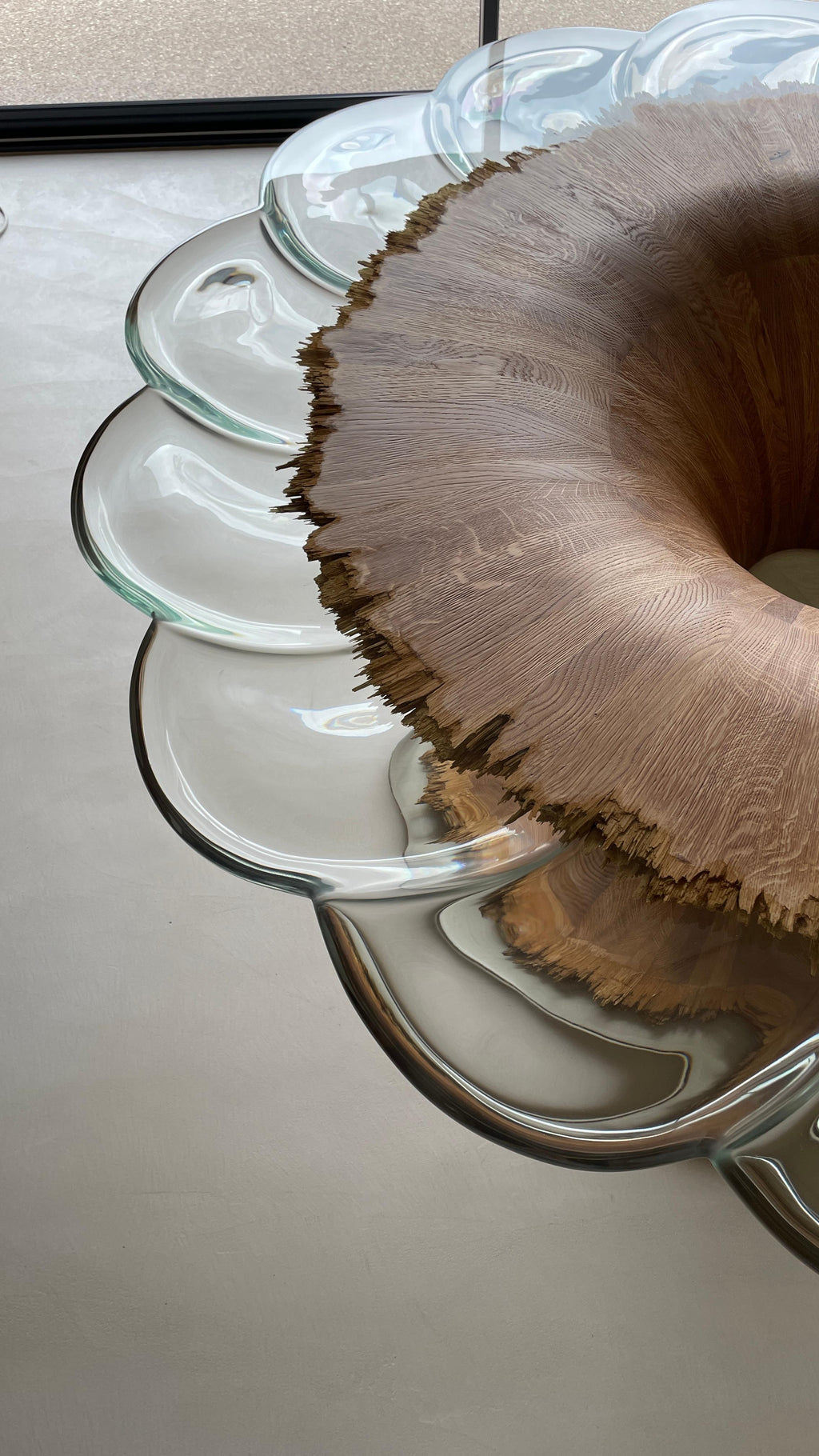https://a.1stdibscdn.com/vibration-bois-dechire-sculptural-dining-table-by-meubles-thouret-for-sale-picture-8/f_12192/f_489956821772133962837/6D67BC4D_84AF_4FE3_9BAE_BA6CE6DD9CFA_master.jpeg