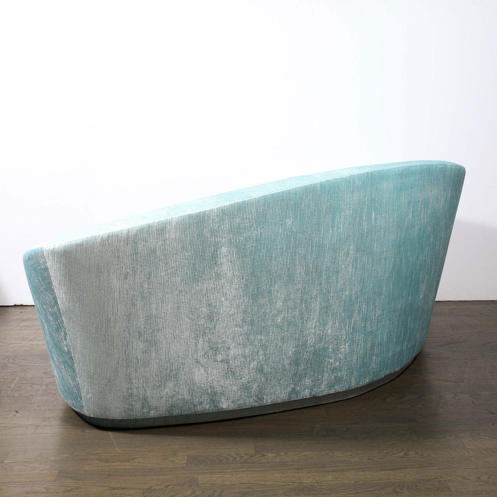 https://a.1stdibscdn.com/1940s-style-modernist-custom-sweeping-curved-sofa-in-aquamarine-velvet-for-sale-picture-8/f_7934/f_345446821685555440051/6R1A7473_master.jpg