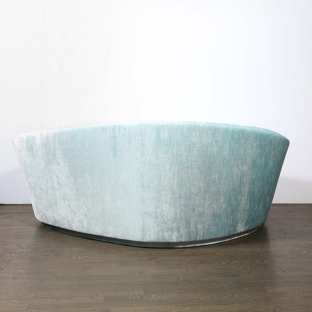 https://a.1stdibscdn.com/1940s-style-modernist-custom-sweeping-curved-sofa-in-aquamarine-velvet-for-sale-picture-9/f_7934/f_345446821685555440190/6R1A7474_master.jpg