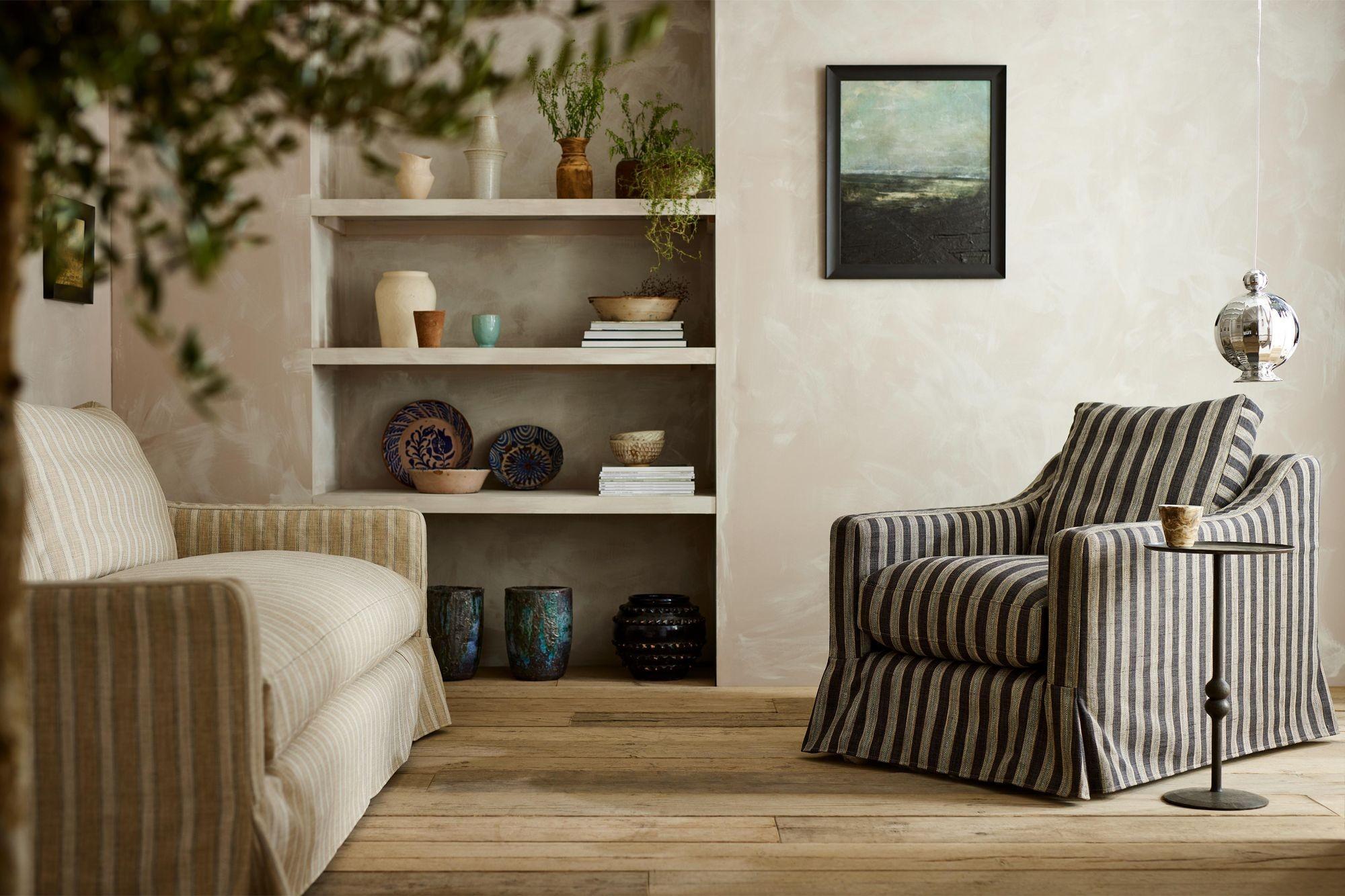 https://a.1stdibscdn.com/the-conrad-skirted-bespoke-sofa-by-tallboy-interiors-for-sale-picture-16/f_68092/f_337183821709673287914/6_Tallboy0471_master.jpeg